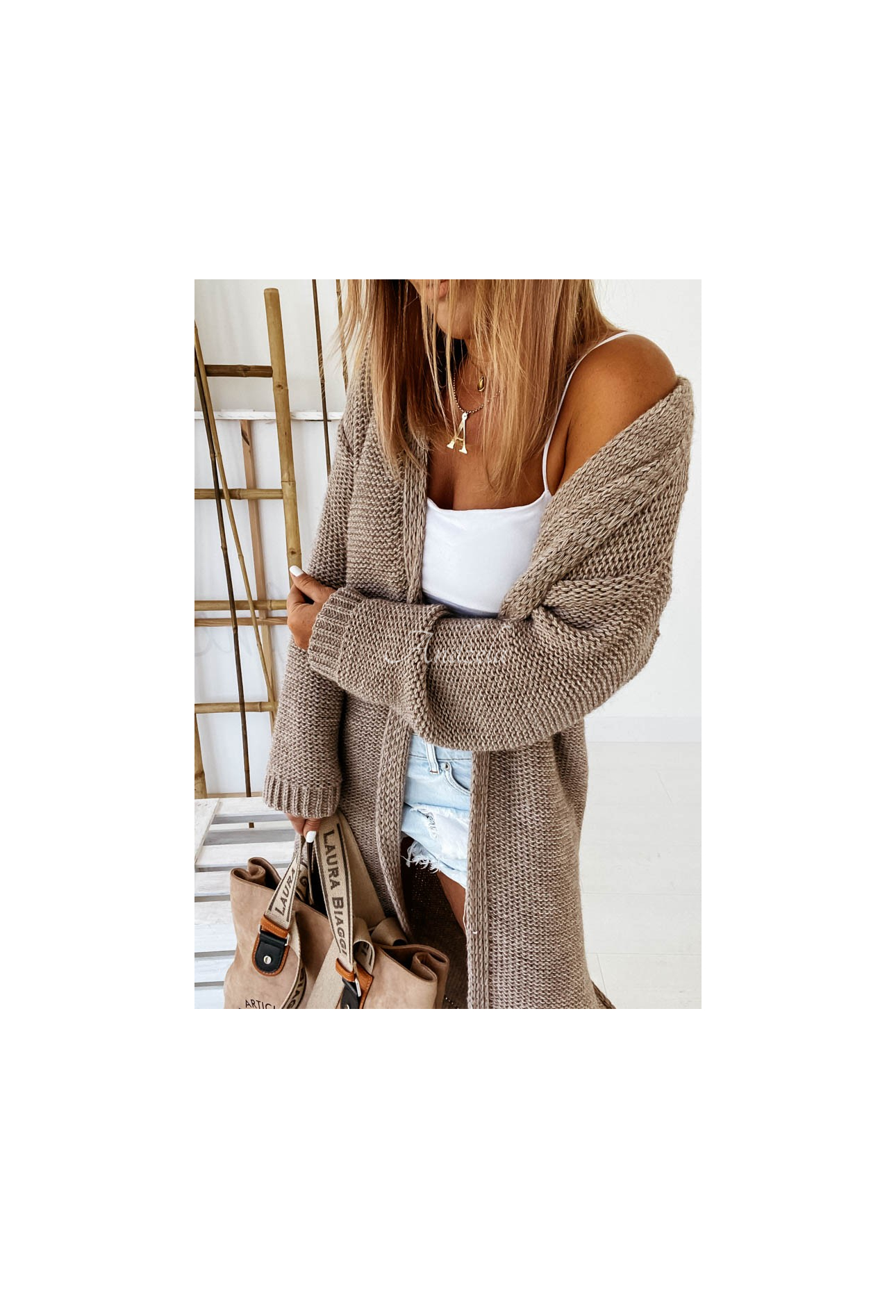 Lange Strickjacke Nancy Mokkafarben