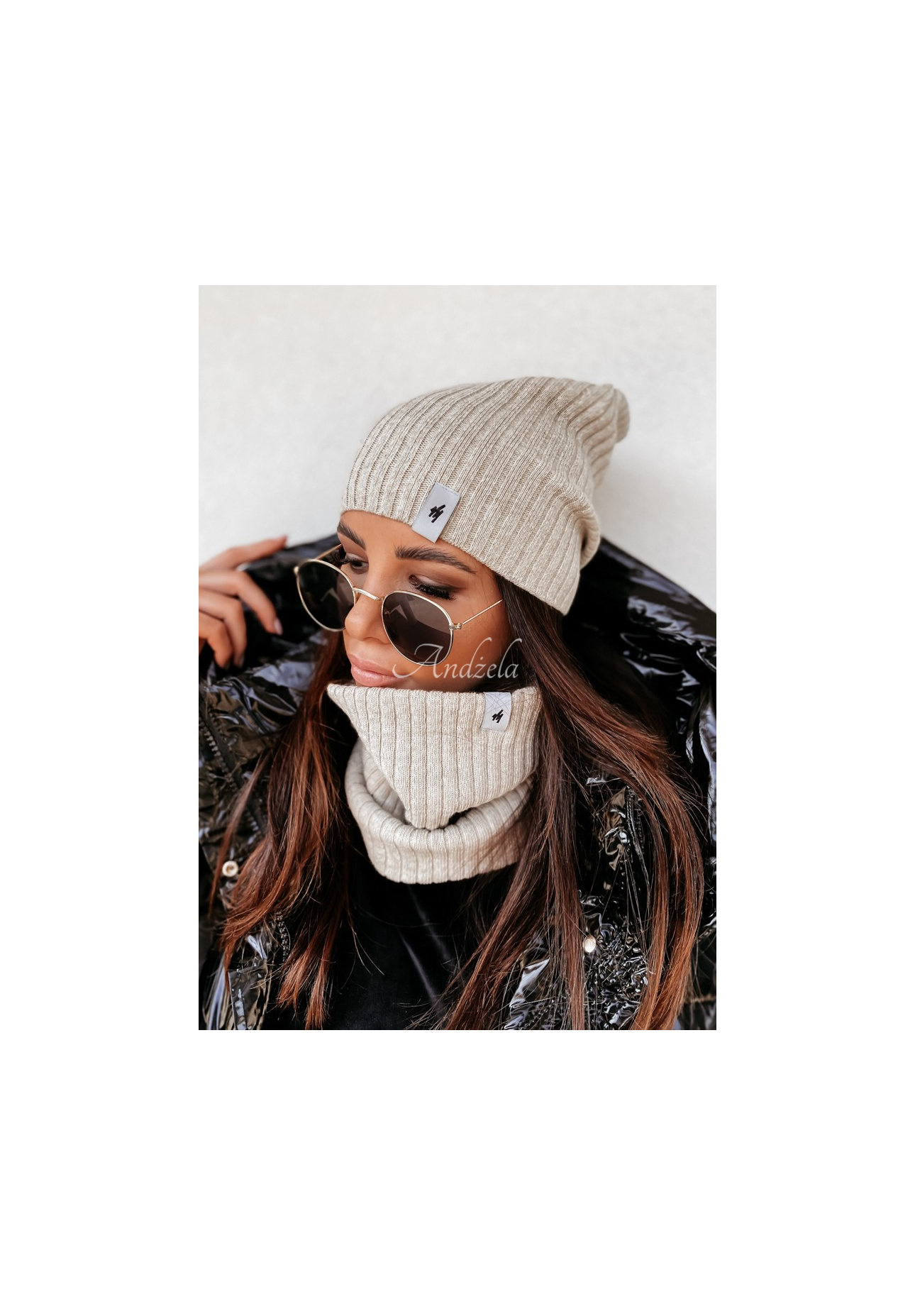 Schlauchschal aus Rippstrick Line Beige