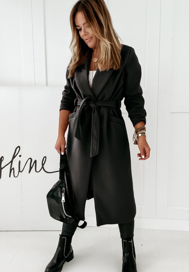 Long tied coat Sensual black