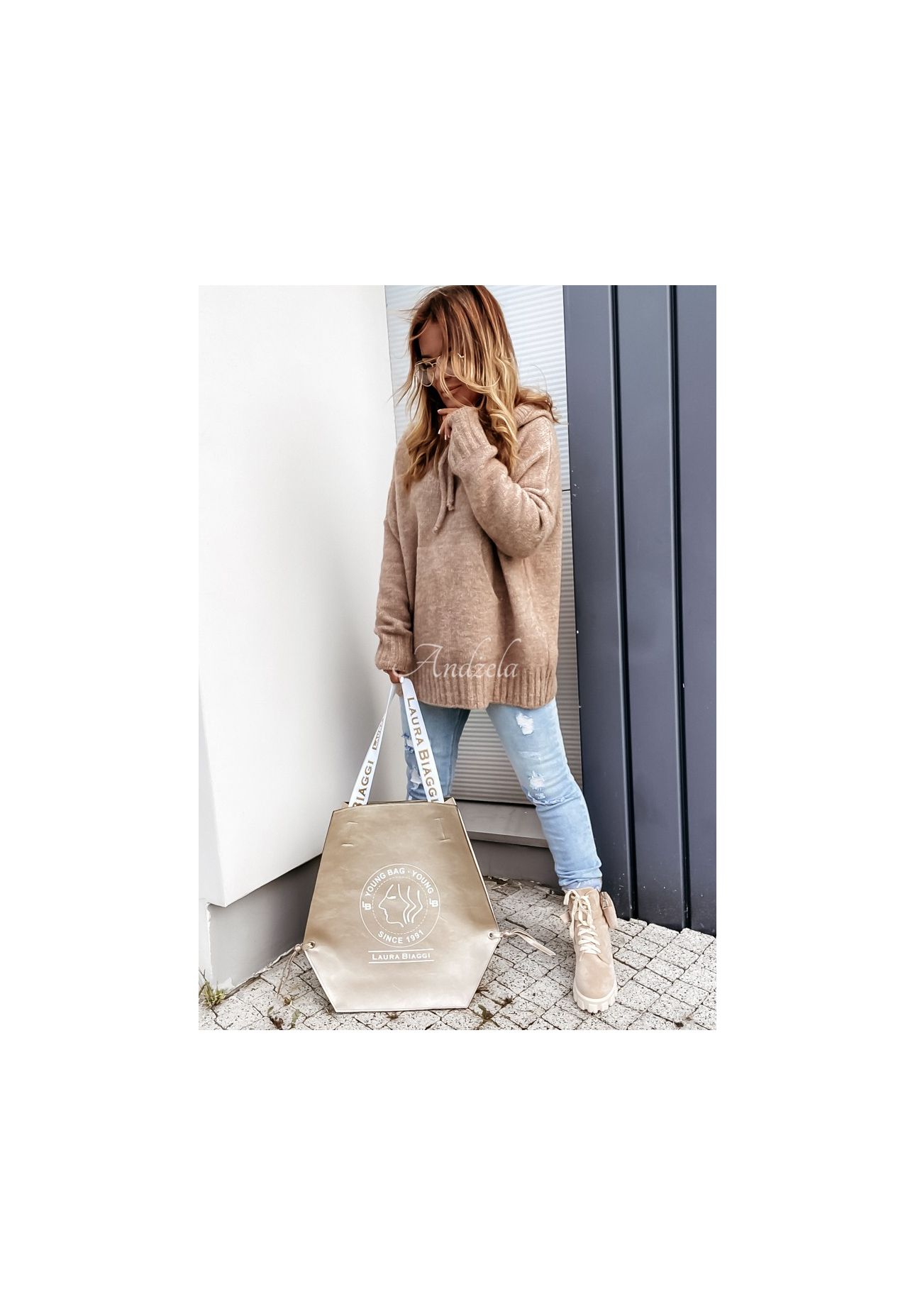 Oversize-Kapuzenpullover Carra Camel