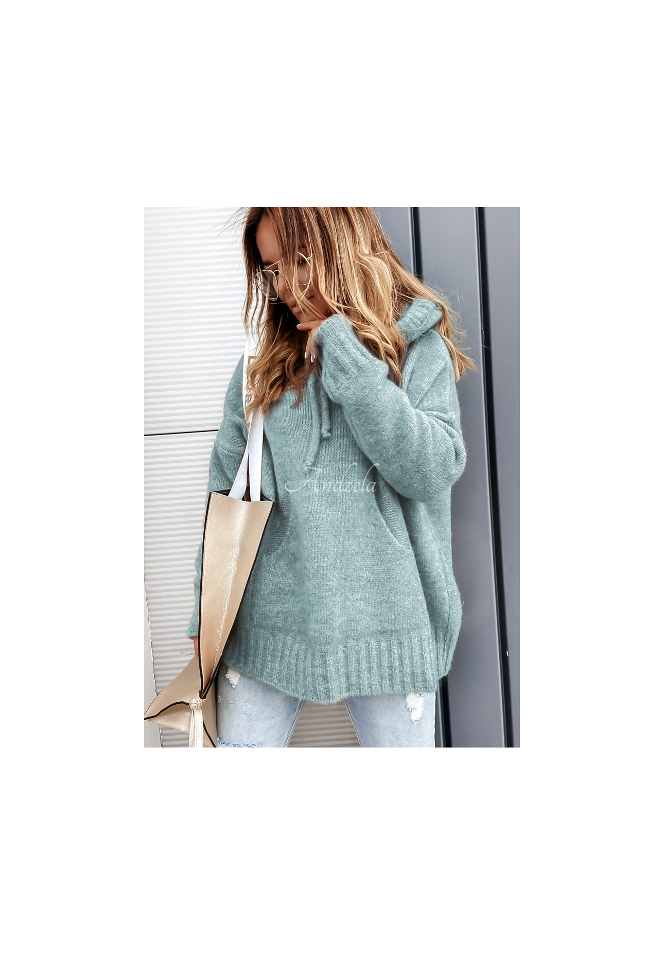 Oversize-Kapuzenpullover Carra Hellblau