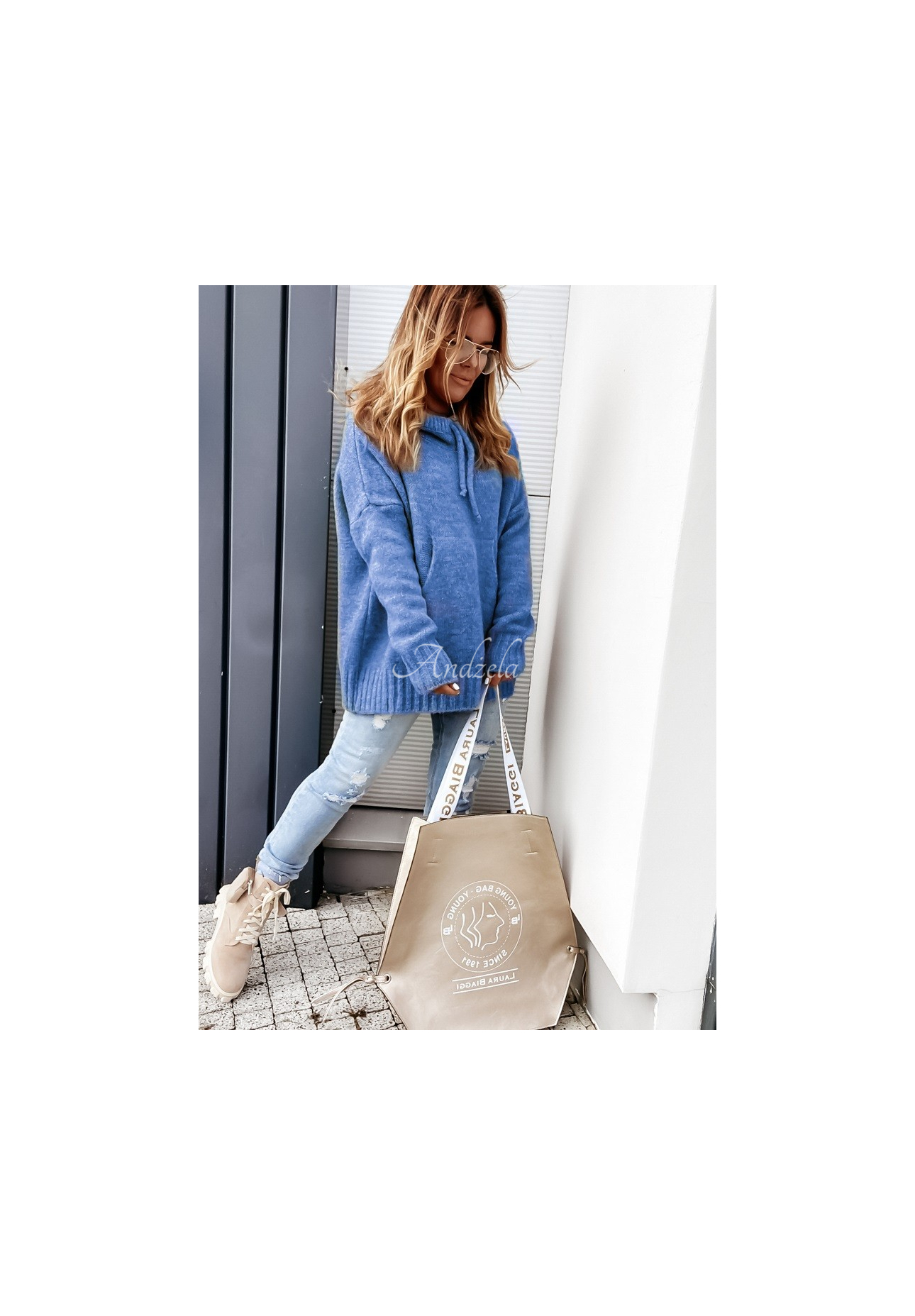 Oversize-Kapuzenpullover Carra Blau