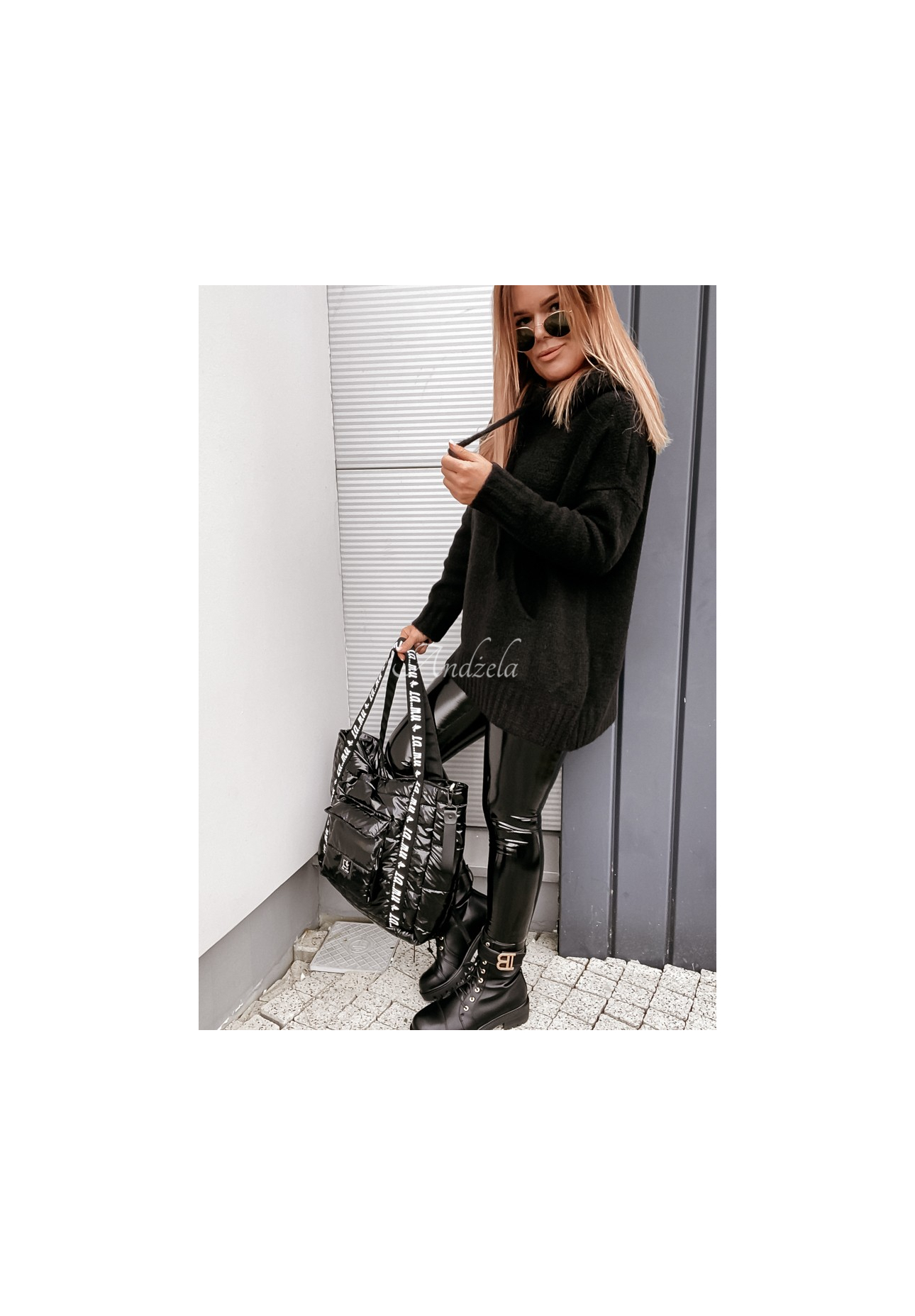 Oversize-Kapuzenpullover Carra Schwarz