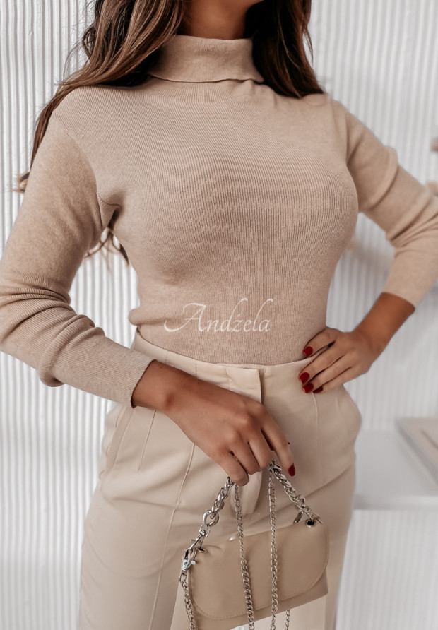 Figurnaher Rollkragenpullover Carlinna Beige