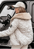 Krótka Pikowana Jacke z futerkiem Autumn Months Beige