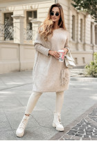Pullover Kleid oversize z frędzlami Hot Tea Beige