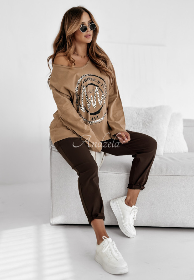 Sweatshirt mit Print Bad Moms Camel