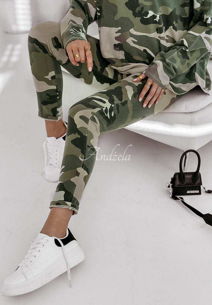 Jogginghose mit Military-Muster Challenge Me Khaki