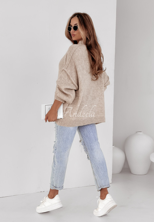 Oversize Pullover Hearts Are Warm Beige