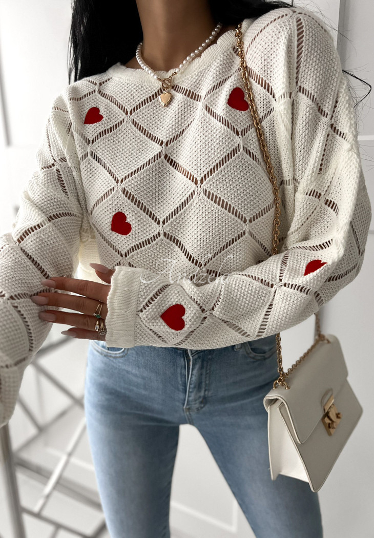 Kurzer durchbrochener Pullover mit Herzen Valentine's Wishes Ecru