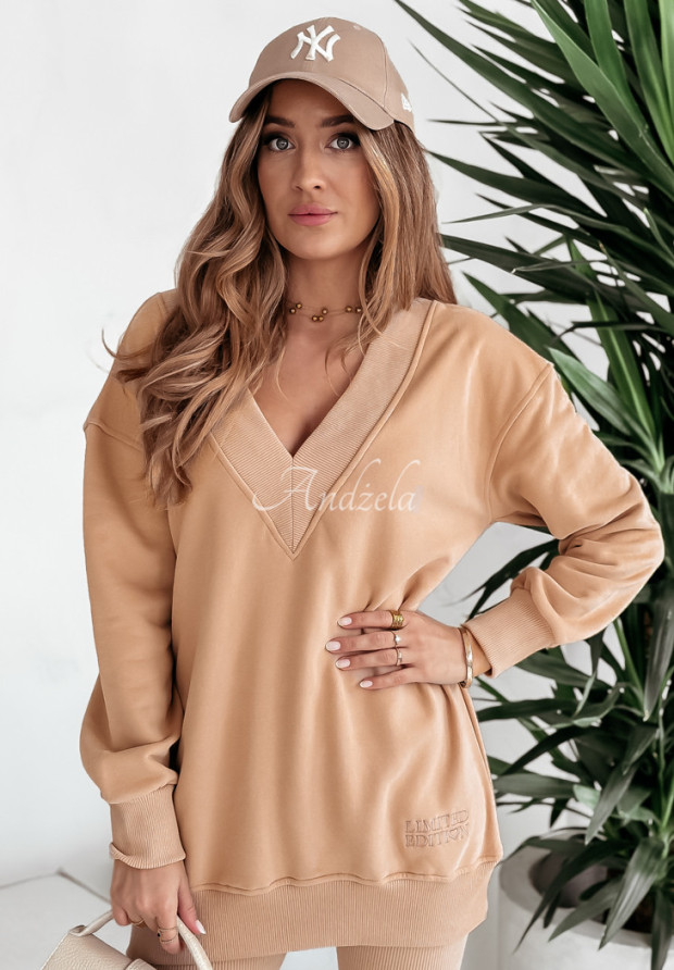 Oversize Sweatshirt mit Stickerei I Am Limited Edition Camel
