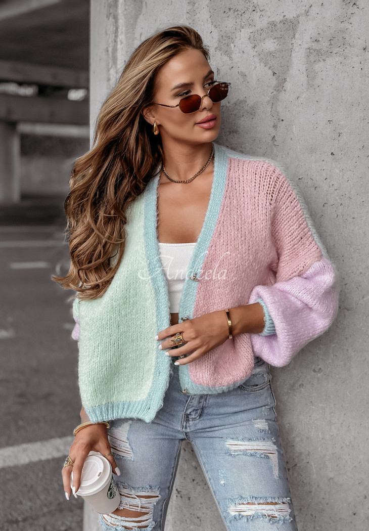 Kurze Strickjacke With Care hellblau-rosa