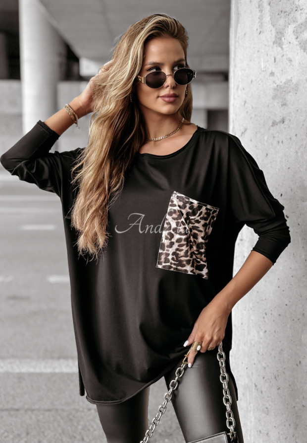 Oversize Oberteil mit einer Tasche mit Leopardenmuster Catch Your Eye Schwarz