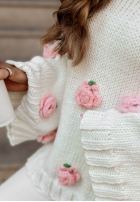 Pullover z szerokimi rękawami w różyczki Sweet Little Roses Ecru