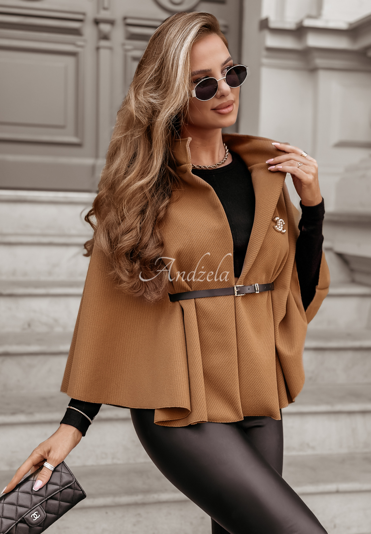 Kurzer Poncho-Mantel Fashionable Flair Camel