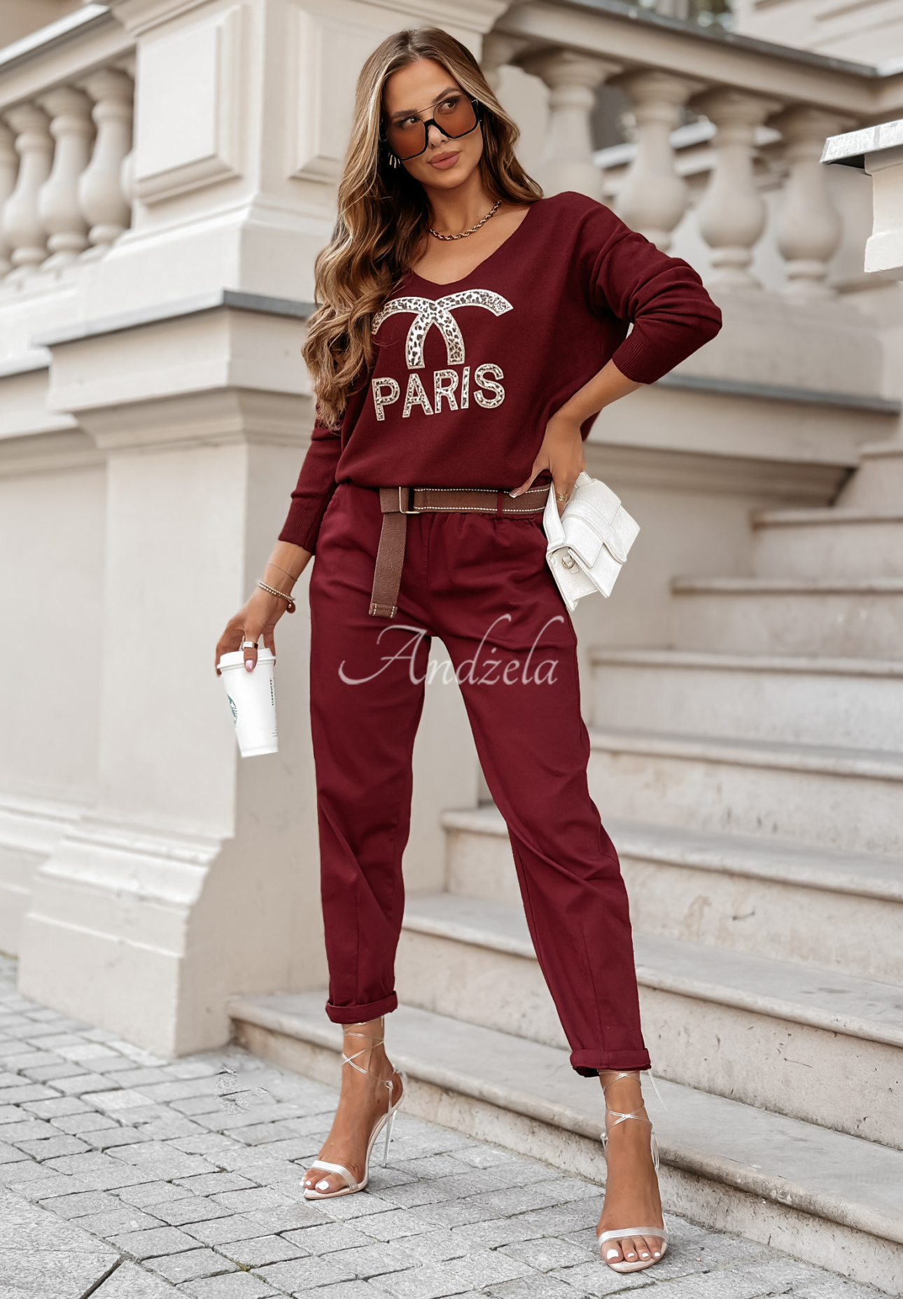 Leichter Pullover mit dekorativer Applikation Paris Circles Burgunderrot