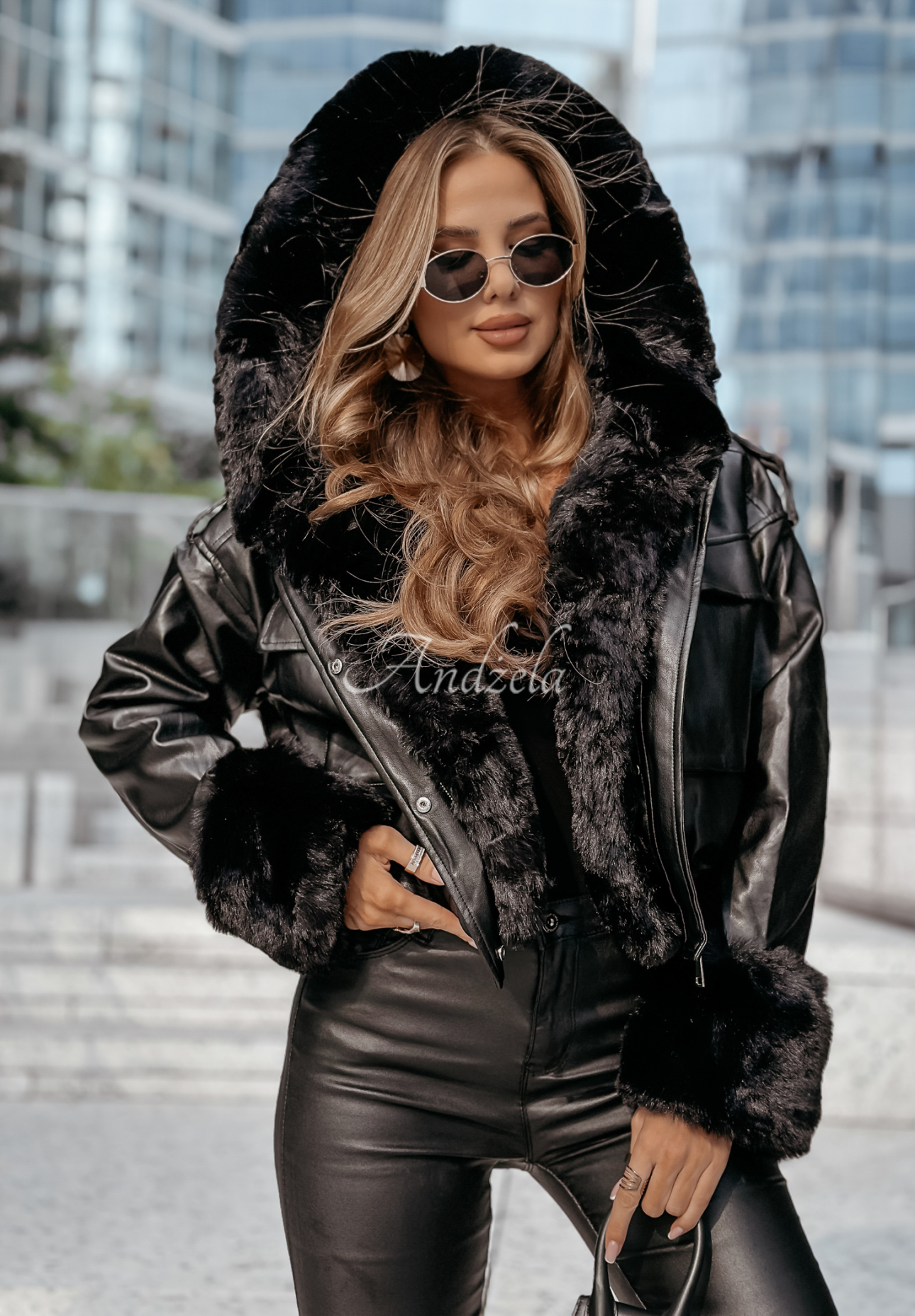 Kurze Lederjacke mit Fellimitat Feeling October Schwarz