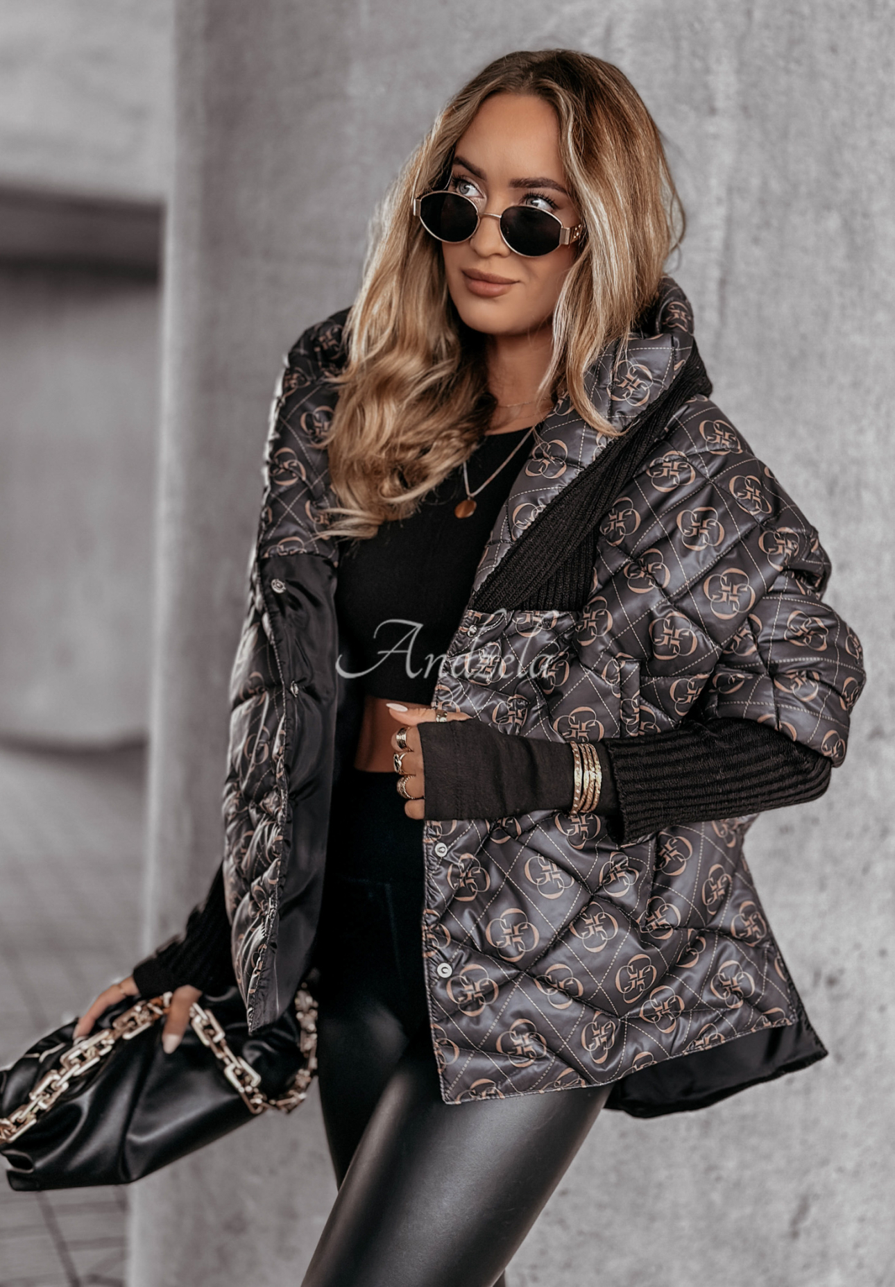 Gemusterte Oversize-Kapuzenjacke Sancha Schwarz