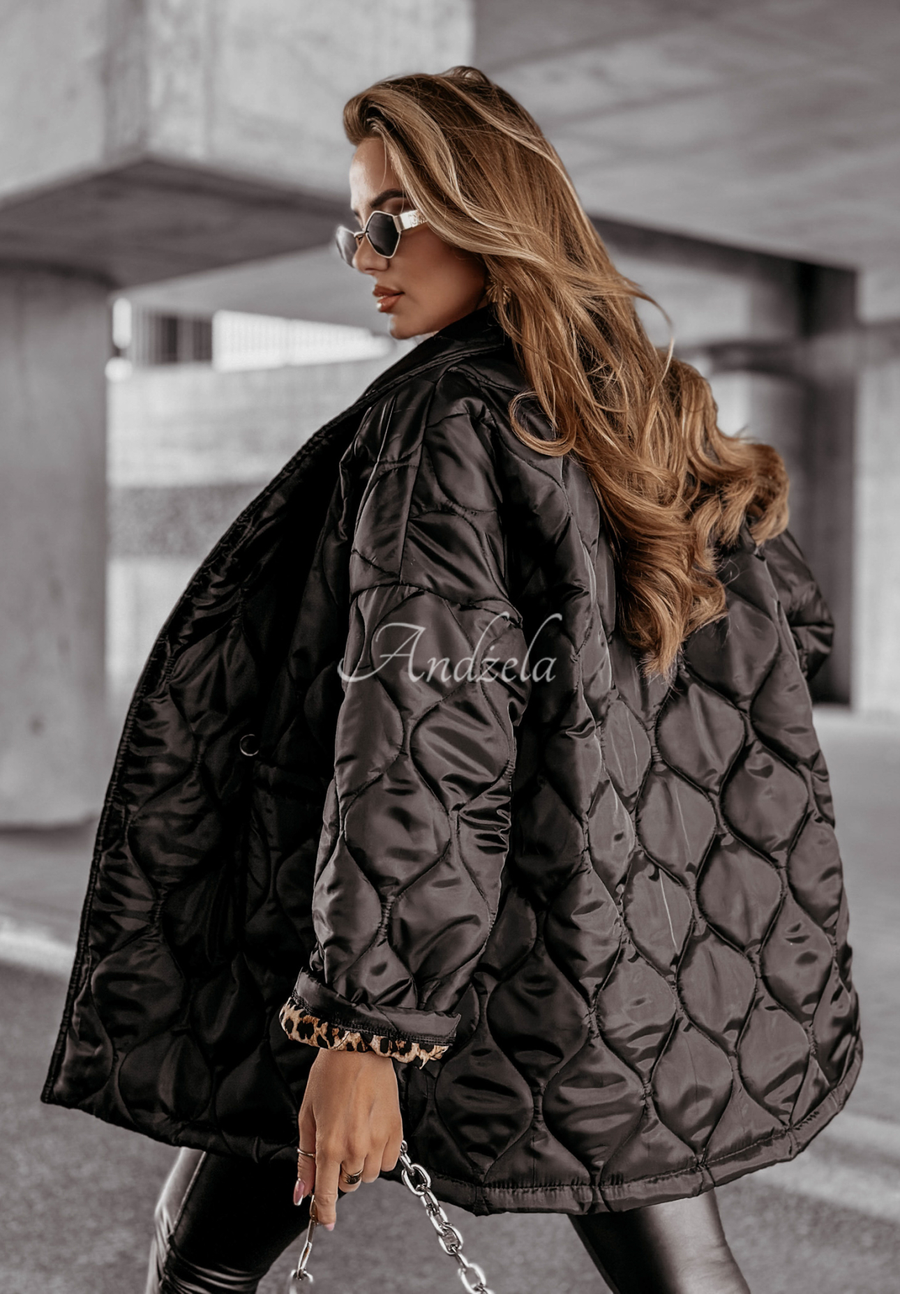 Lange Steppjacke Look At The Rain Schwarz