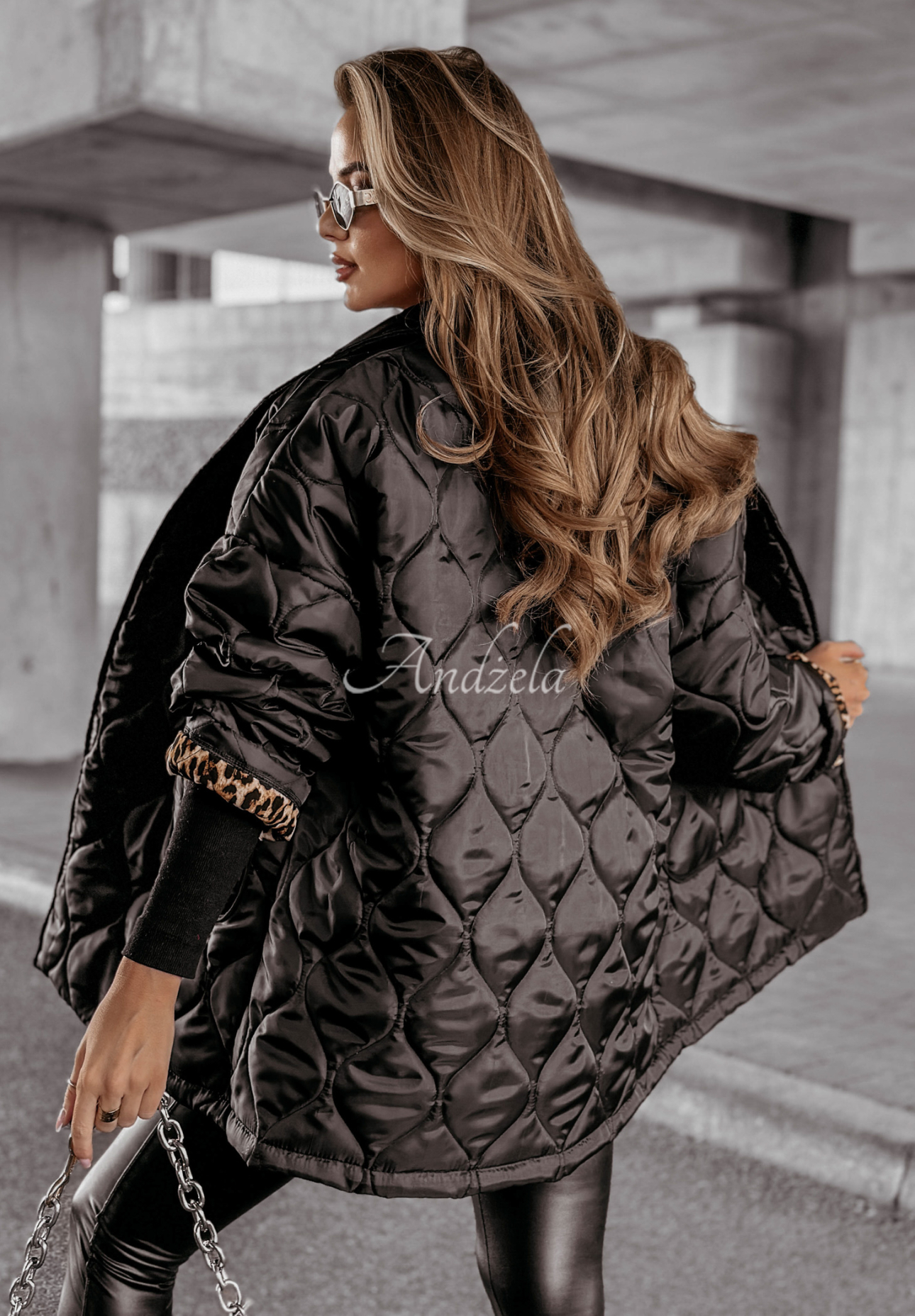 Lange Steppjacke Look At The Rain Schwarz