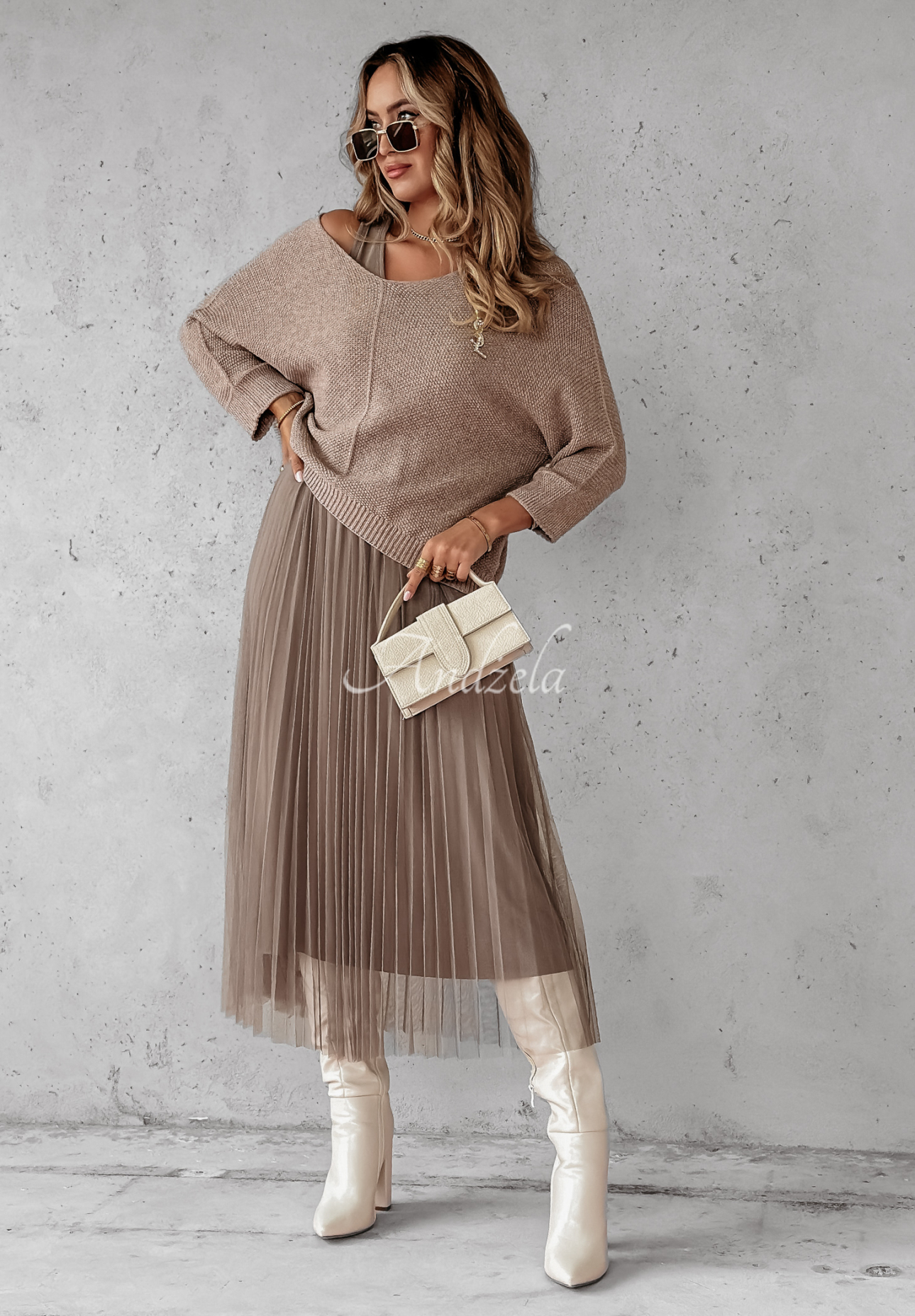 Set aus plissiertem Kleid und Pullover Falling Fast Mokkafarben