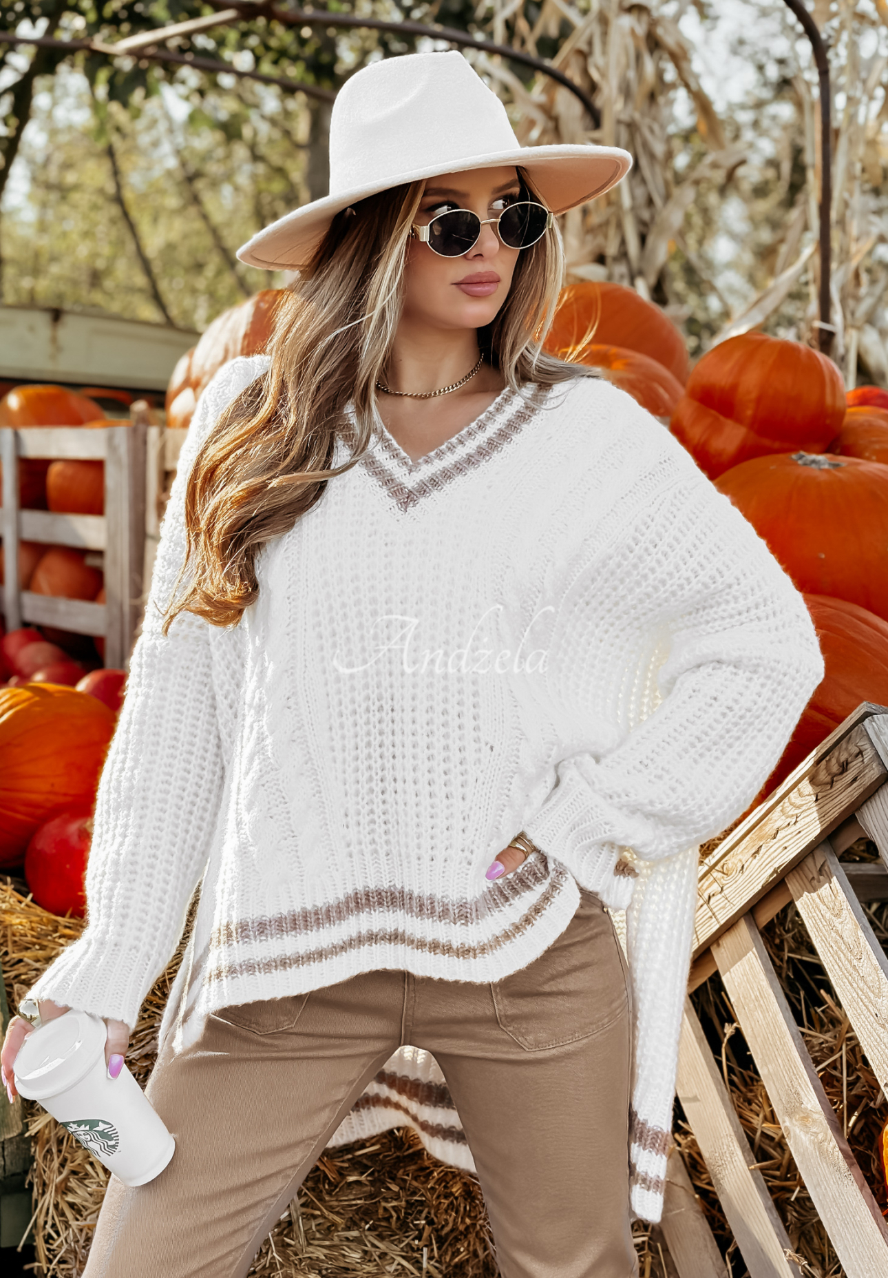 Decoratively woven asymmetrical sweater Only Limit Is You ecru