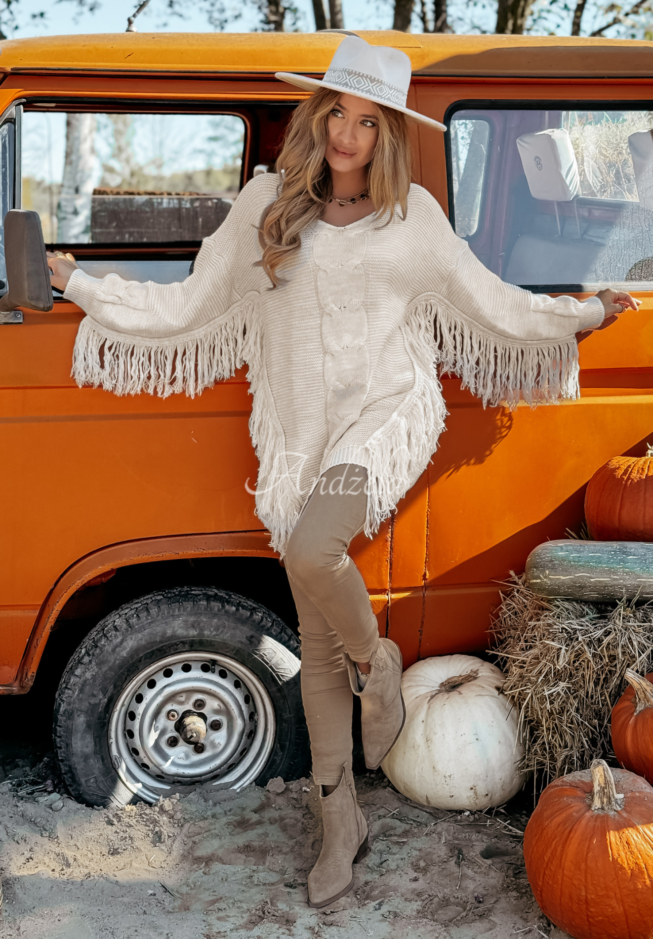 Oversize-Pullover mit Fransen Armando Beige