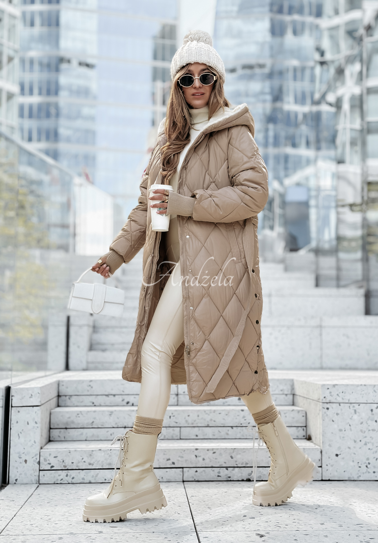 Lange Steppjacke mit Fell Snowflakes Paradise Beige