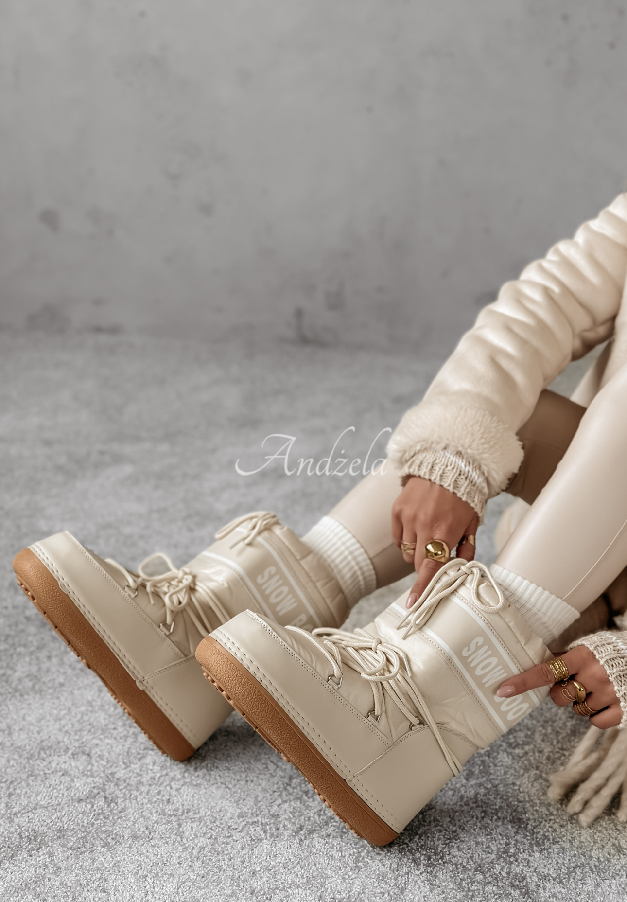 Krótkie Schuhe śniegowce Snow Boot Beige