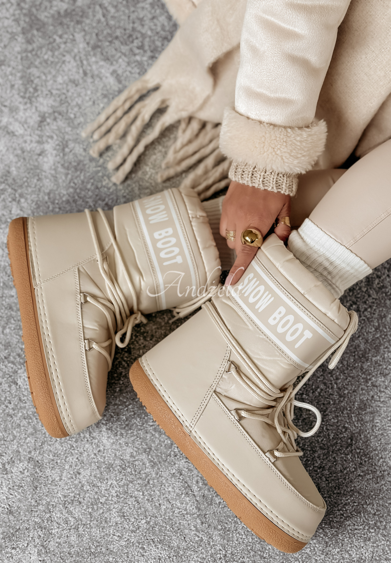 Krótkie Schuhe śniegowce Snow Boot Beige