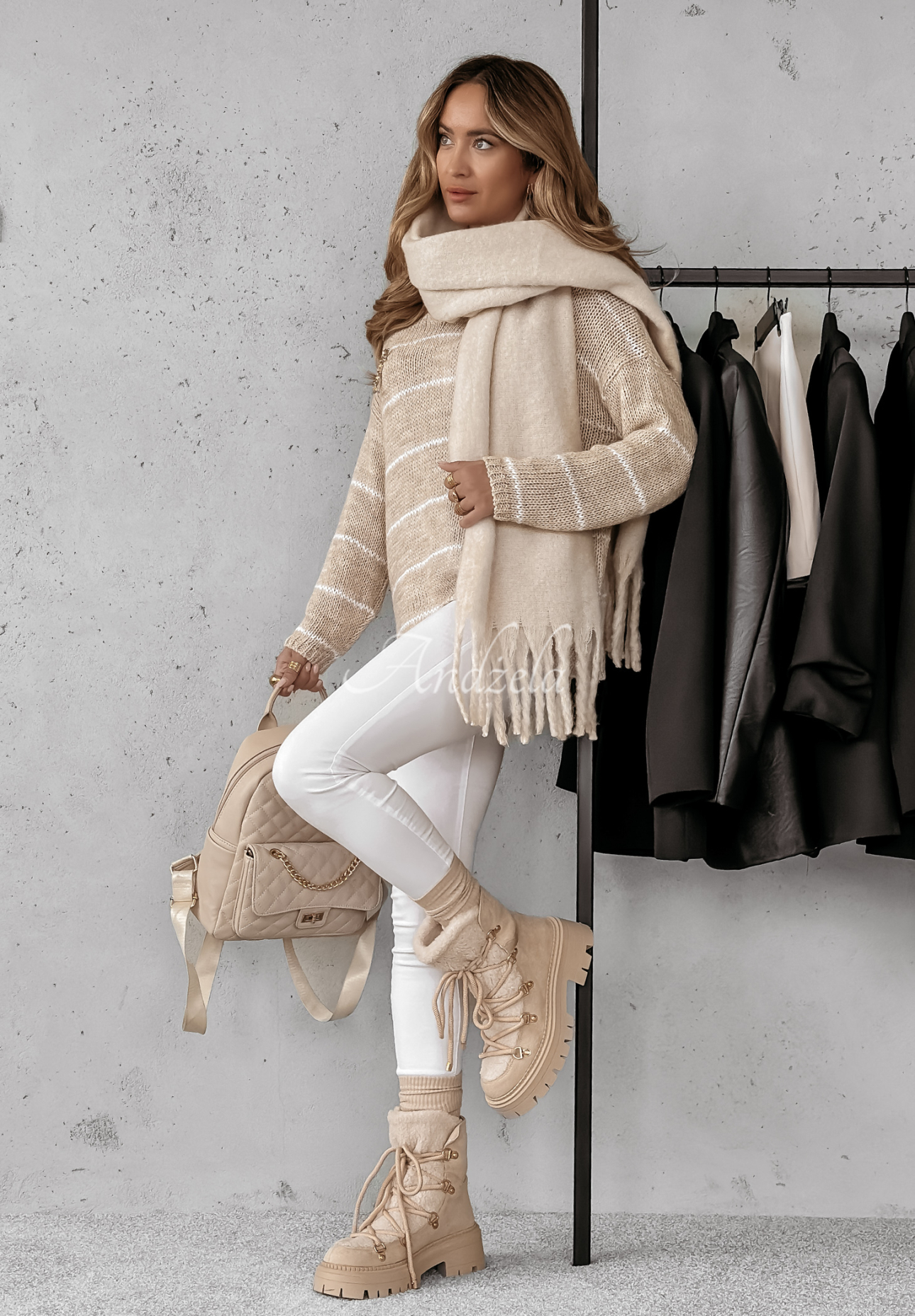 Schal mit Fransen A Snowy Wonderland Beige