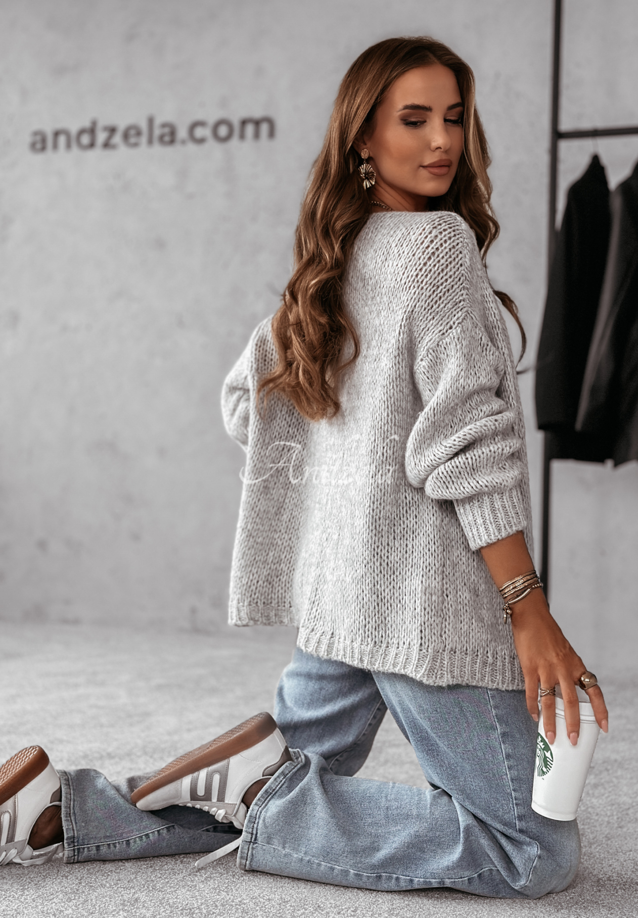 Kurze Oversize-Strickjacke For Today Grau