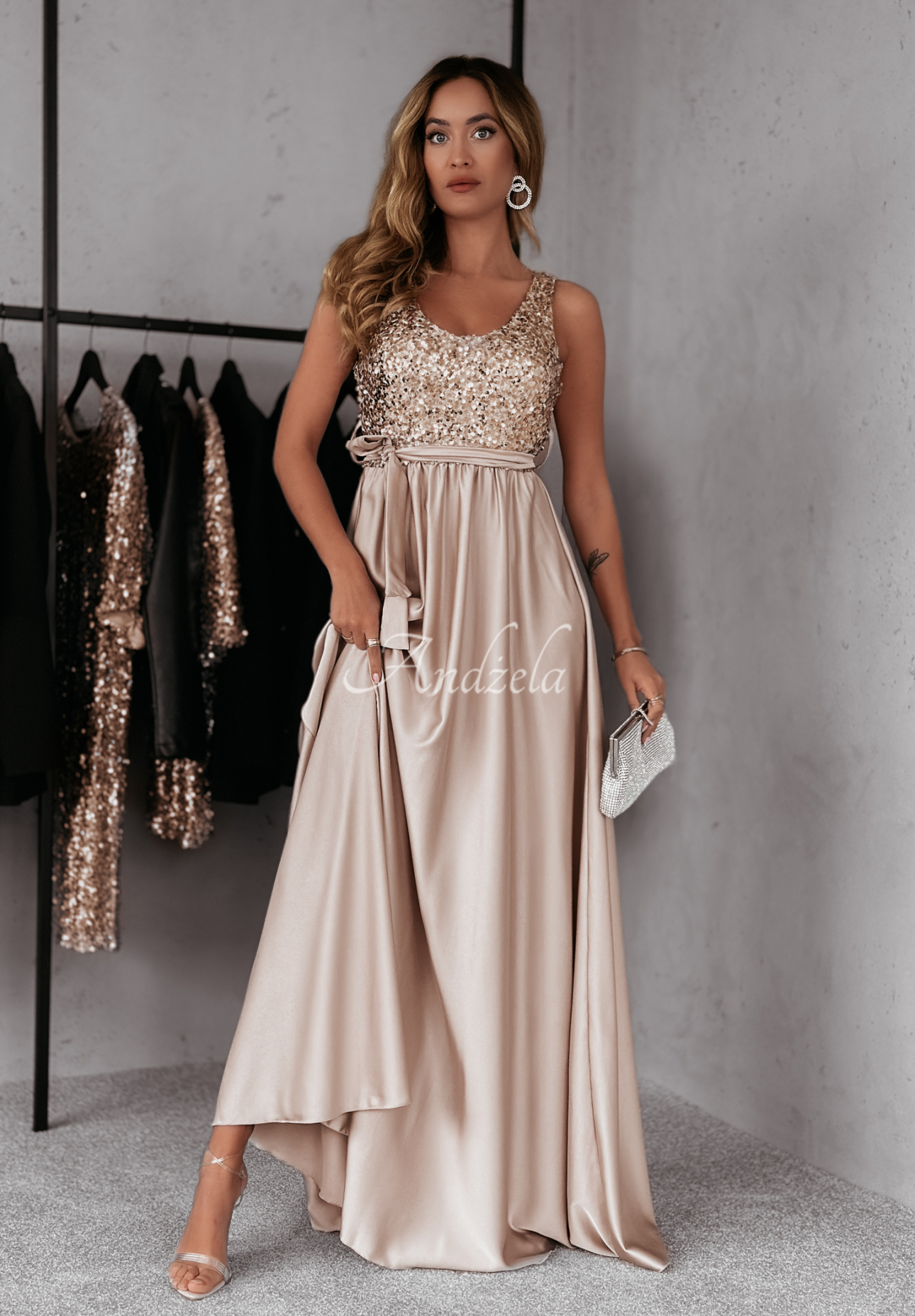 Maxikleid aus Satin mit Pailletten Twilight Harmony Gold