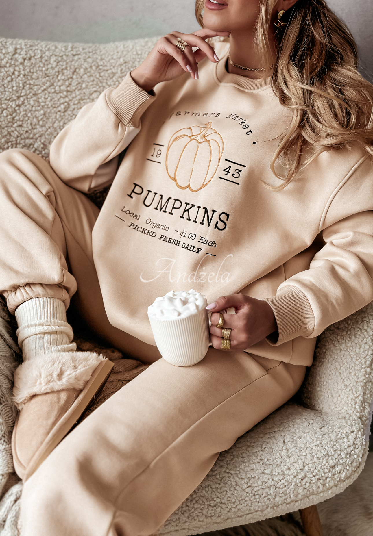 Trainingsanzug-Set mit Stickerei Pumpkins Beige