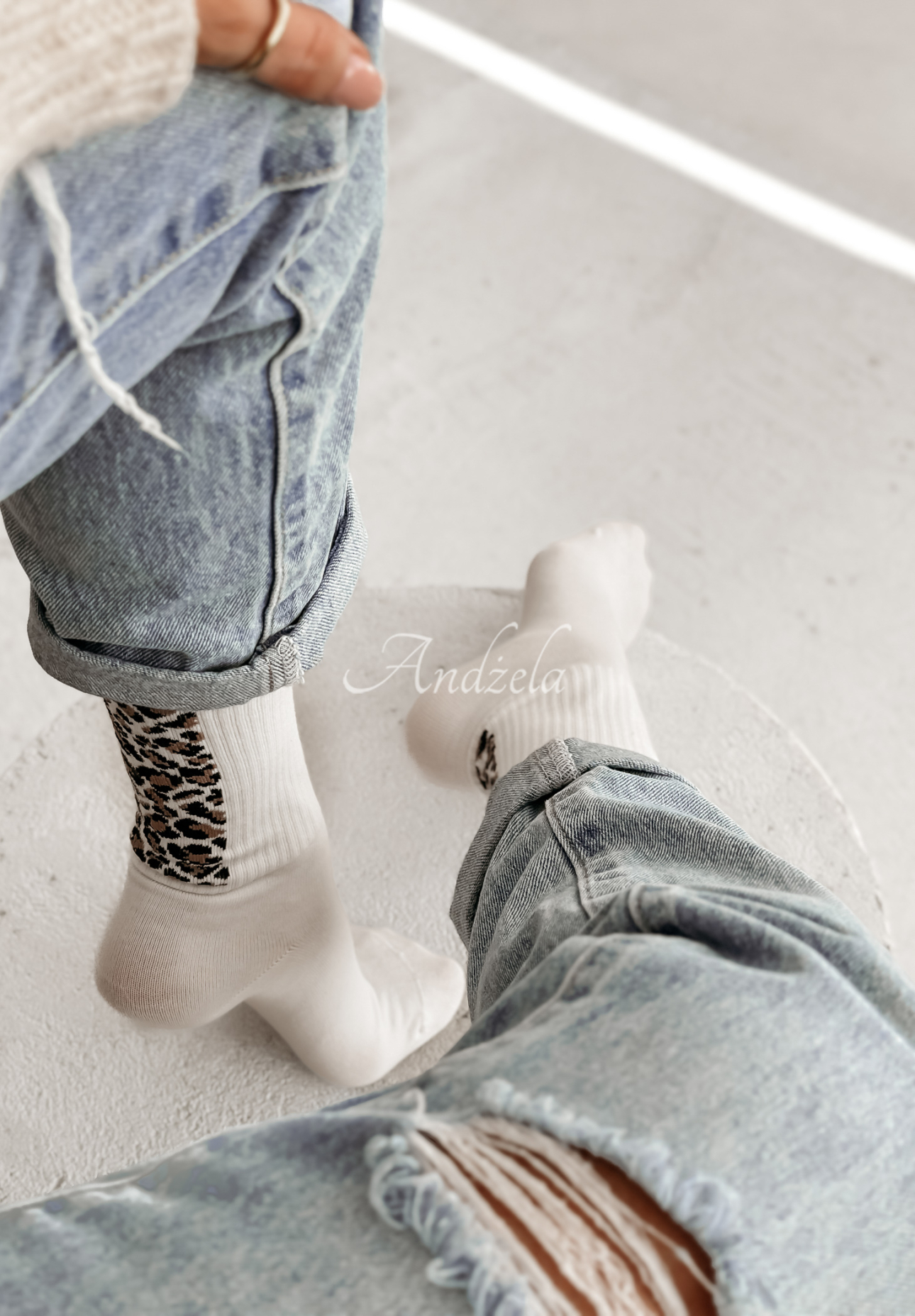 Long socks in camouflage Walking Alone ecru