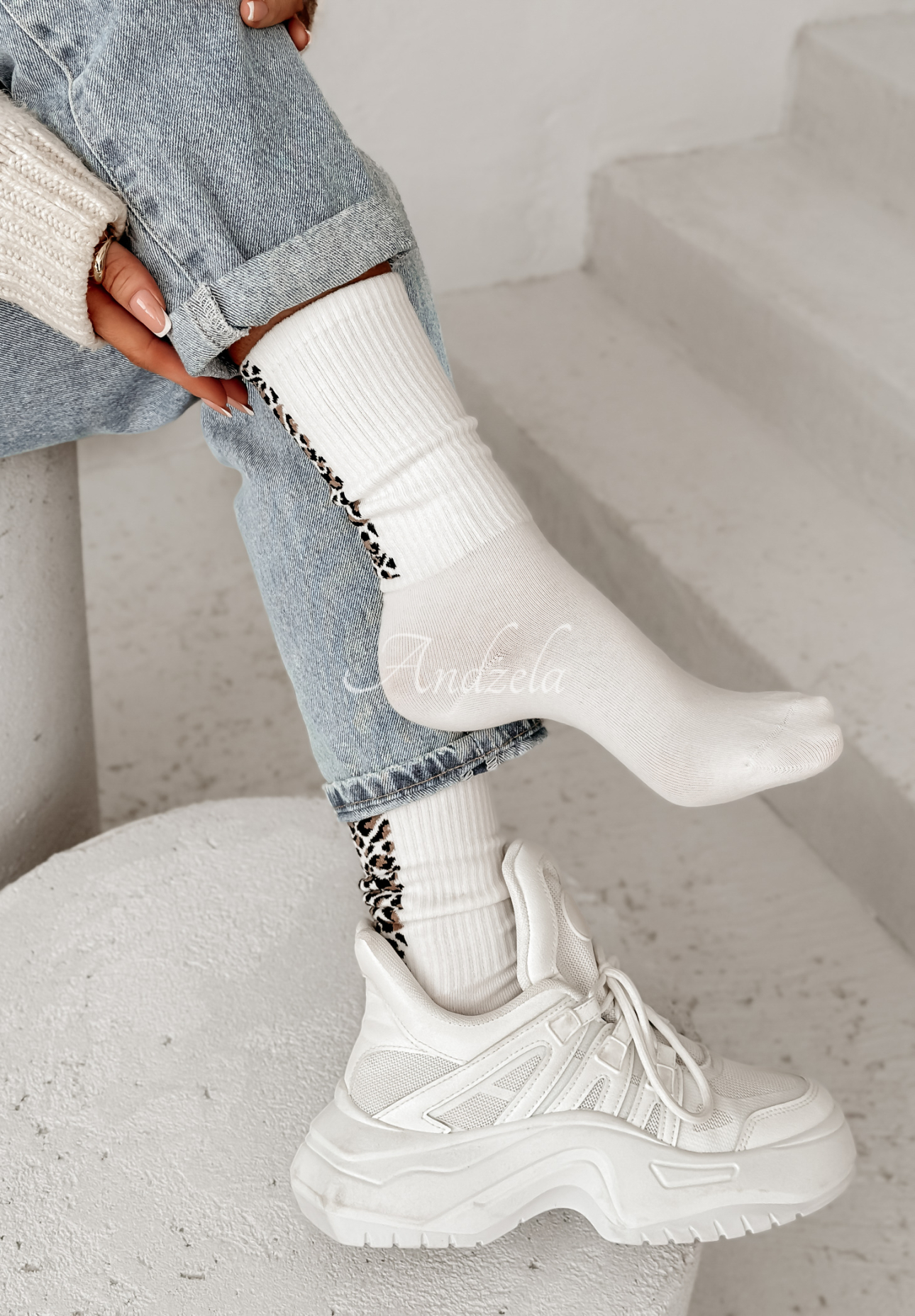 Long socks in camouflage Walking Alone ecru