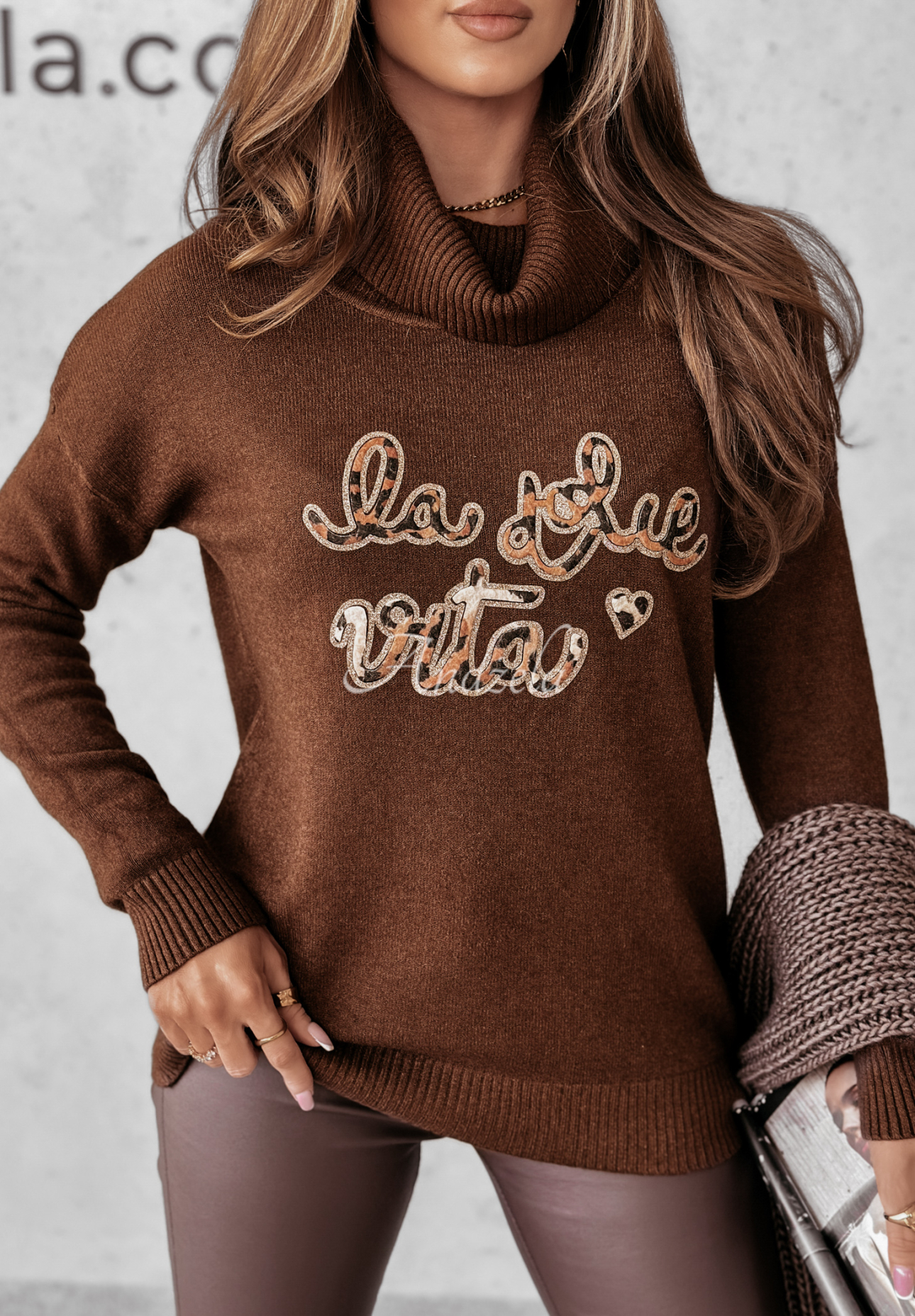 Long turtleneck sweater La Dolce Vita chocolate