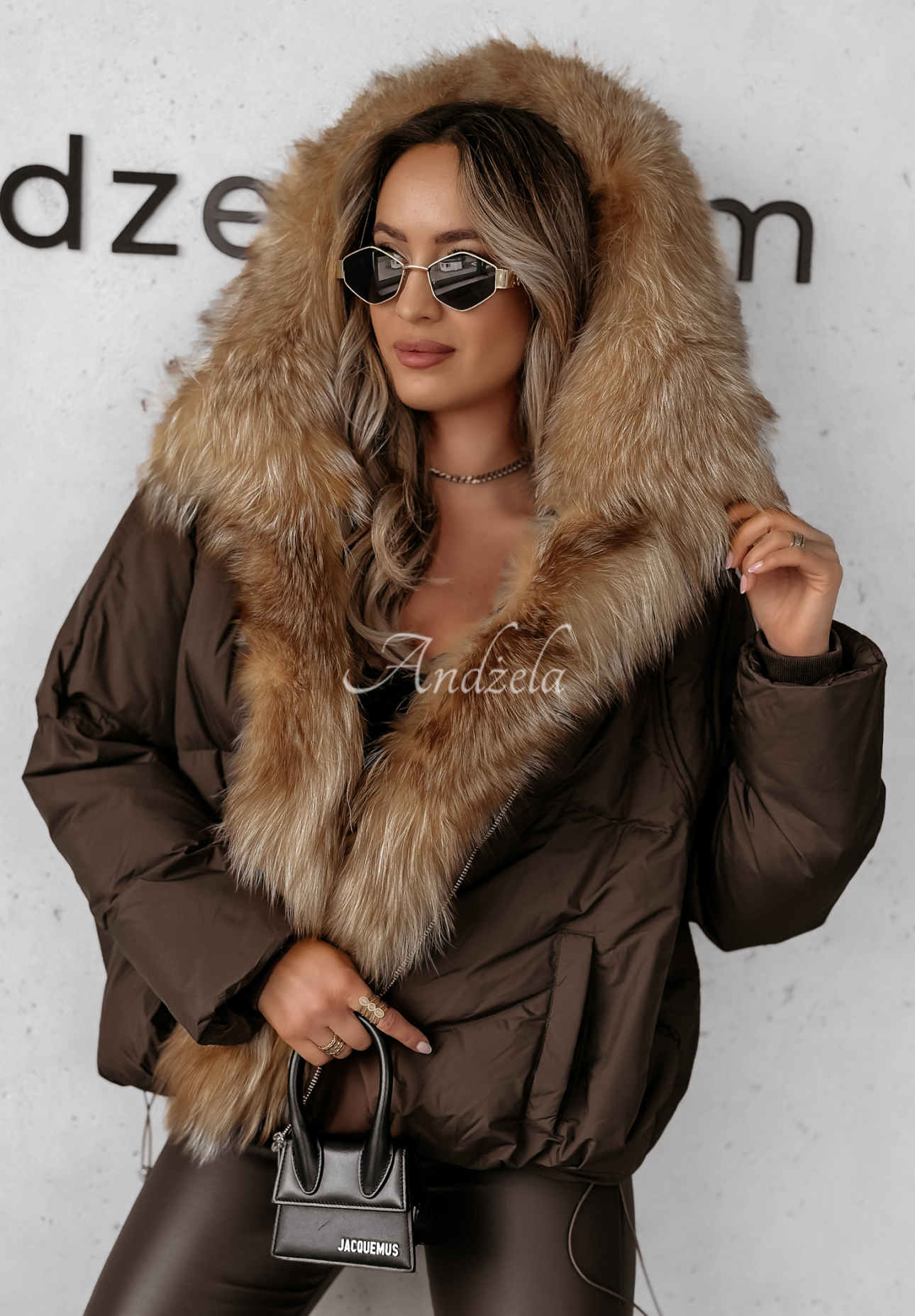 Kurze Jacke mit Pelz Winter Blessings Schokoladenbraun