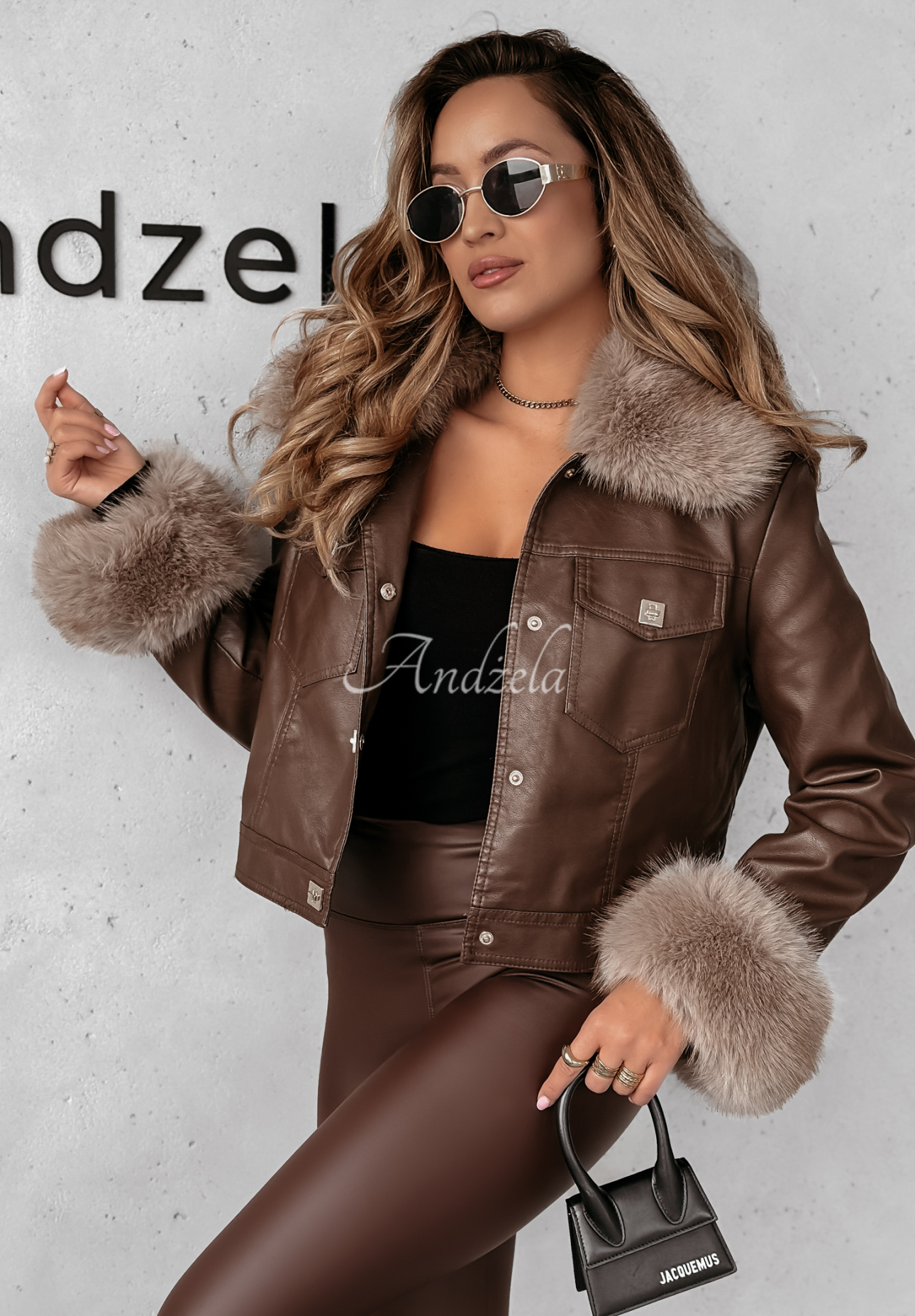 Kurze Lederjacke mit Pelz I Make Mistakes Schokoladenbraun