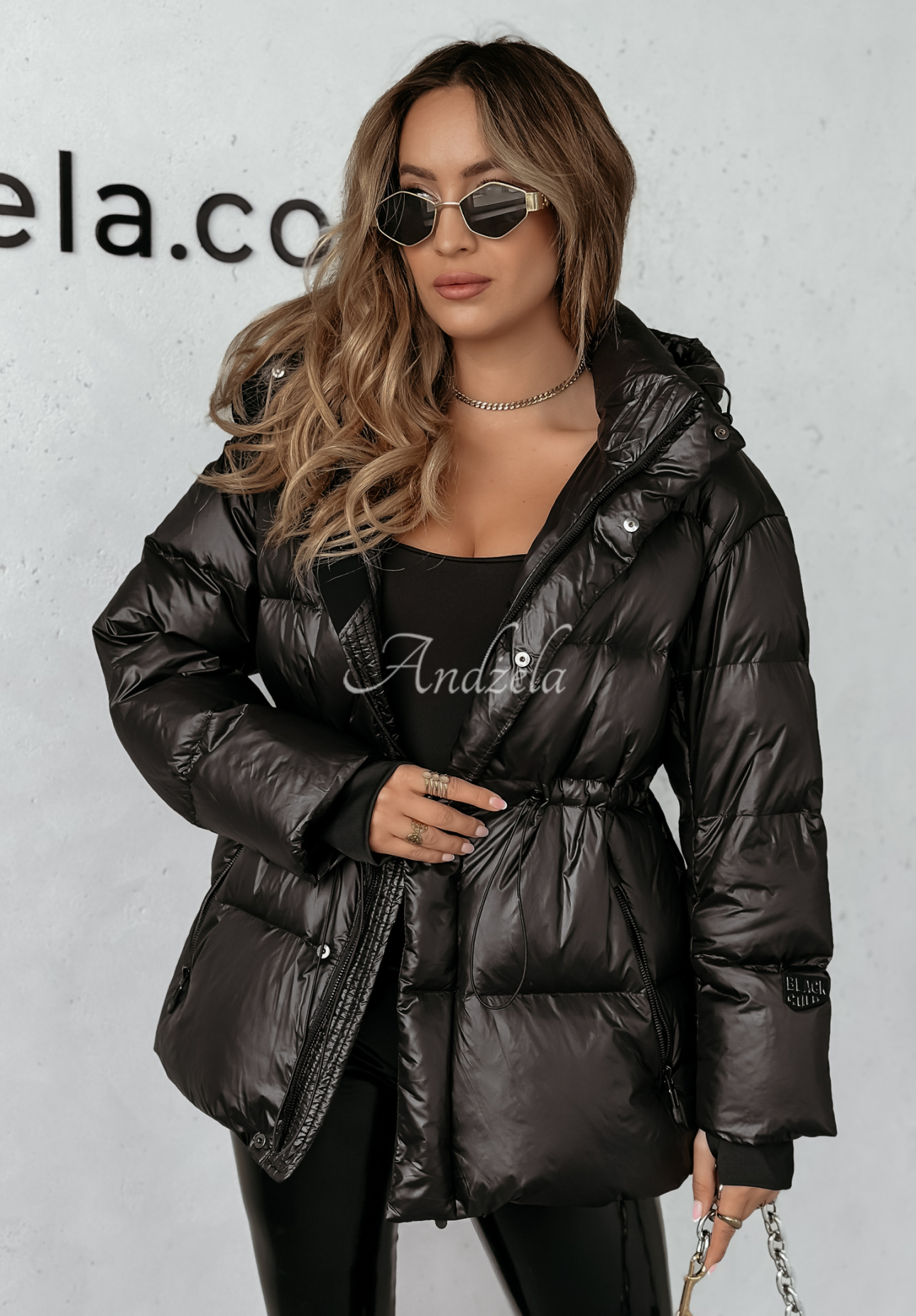 Kurze Daunenjacke mit Pelz Ice Kingdom Schwarz