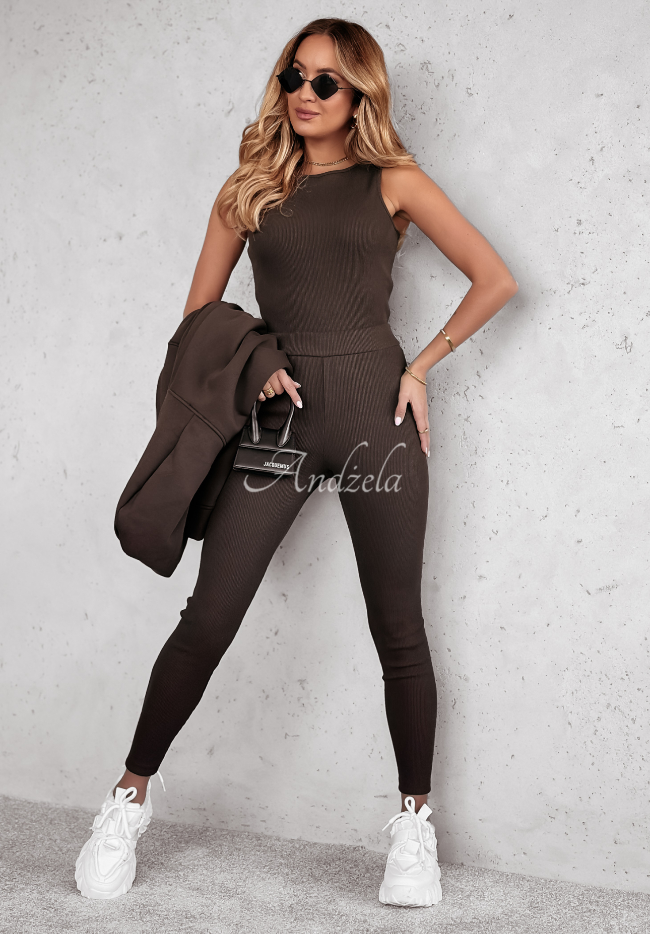 Set of 3in1 leggings, top and sweatshirt Super Fit chocolate