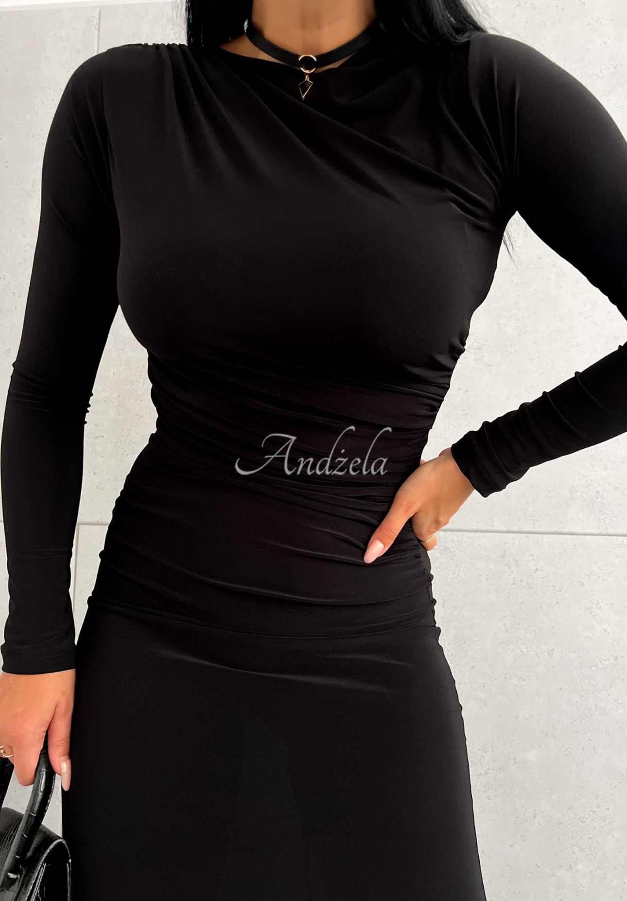 Figurnahes Kleid Isn&#039;t It Lovely Schwarz