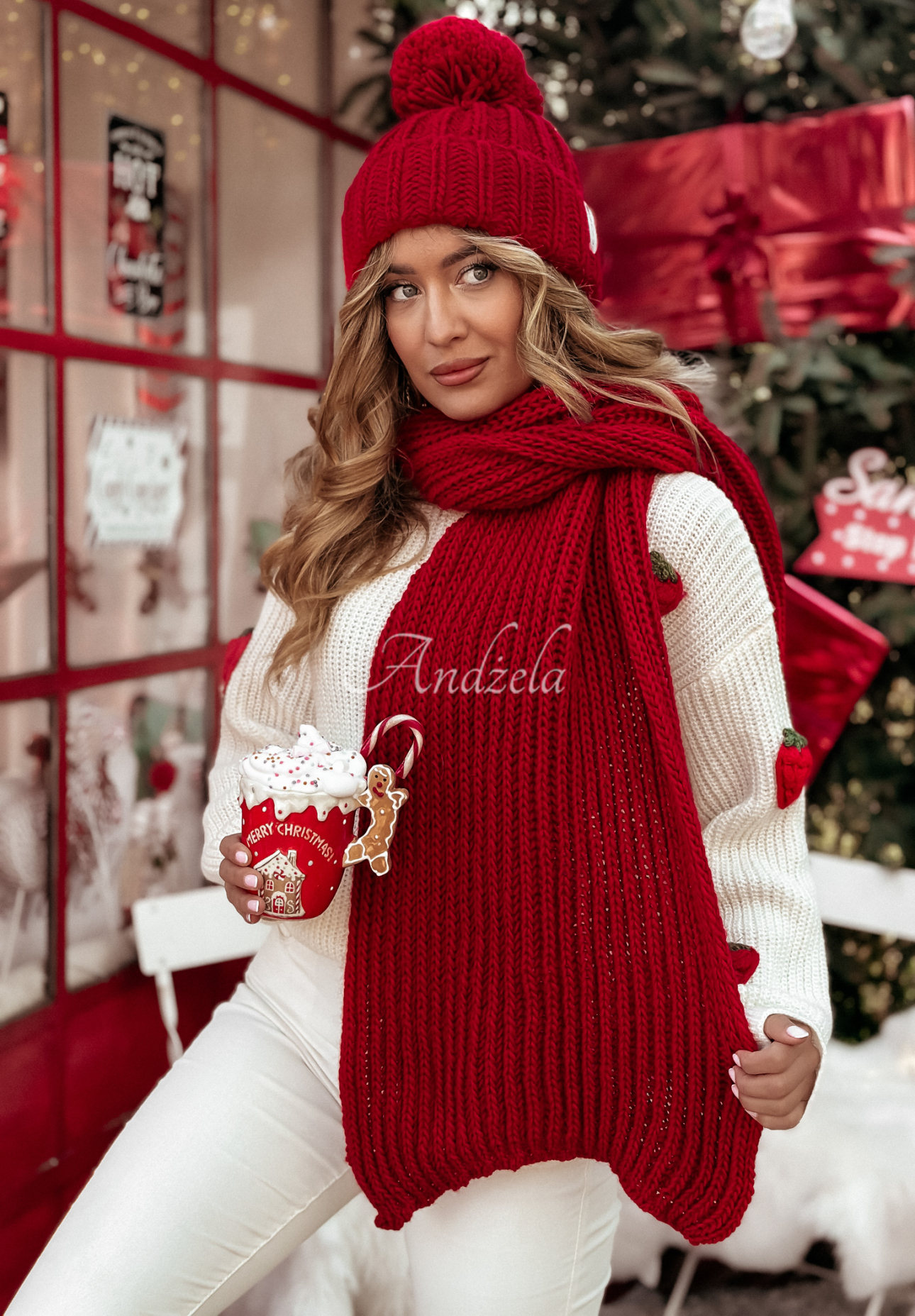 Geflochtene Mütze mit Bommel Laponia Rot