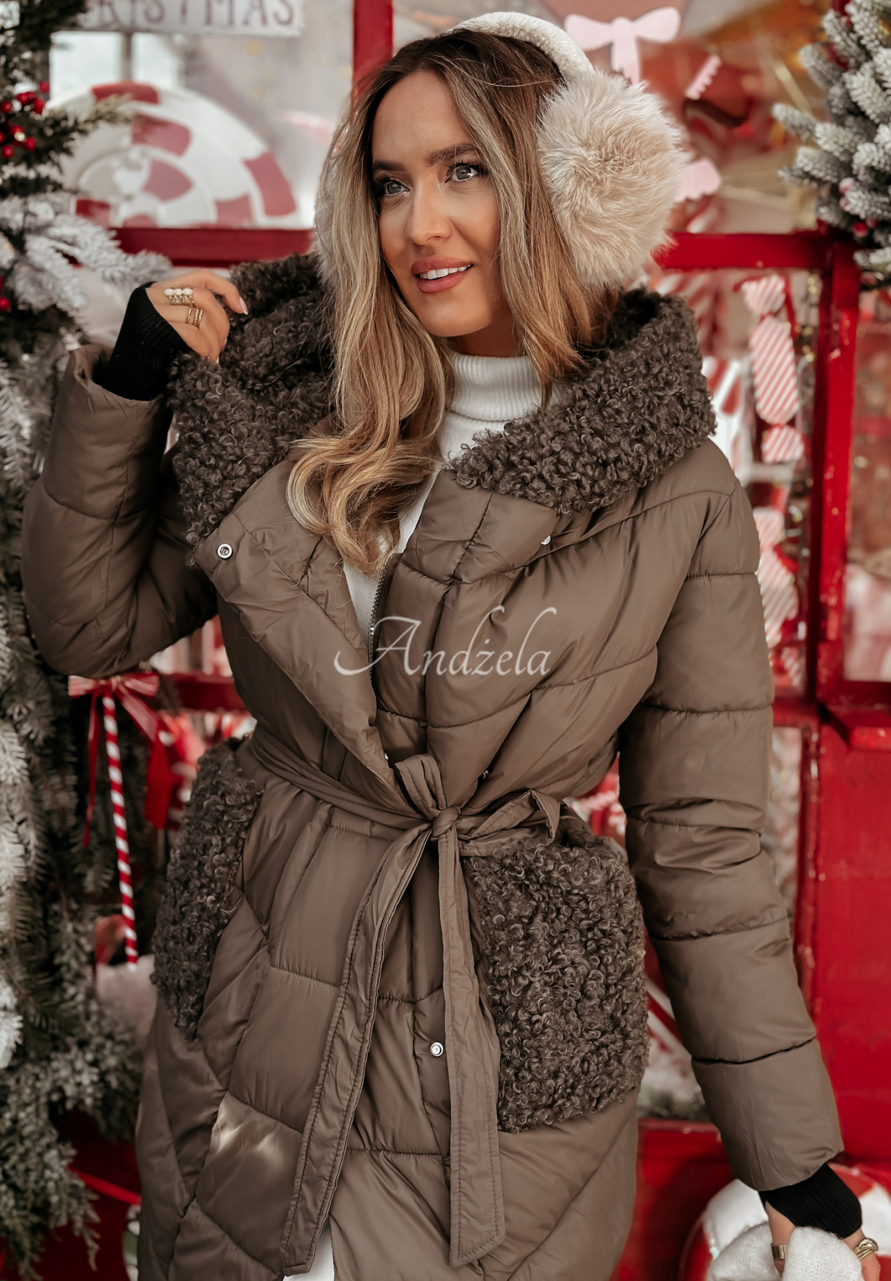Lange Steppjacke mit Schaffellmantel Long Cold Winter Schokoladenbraun