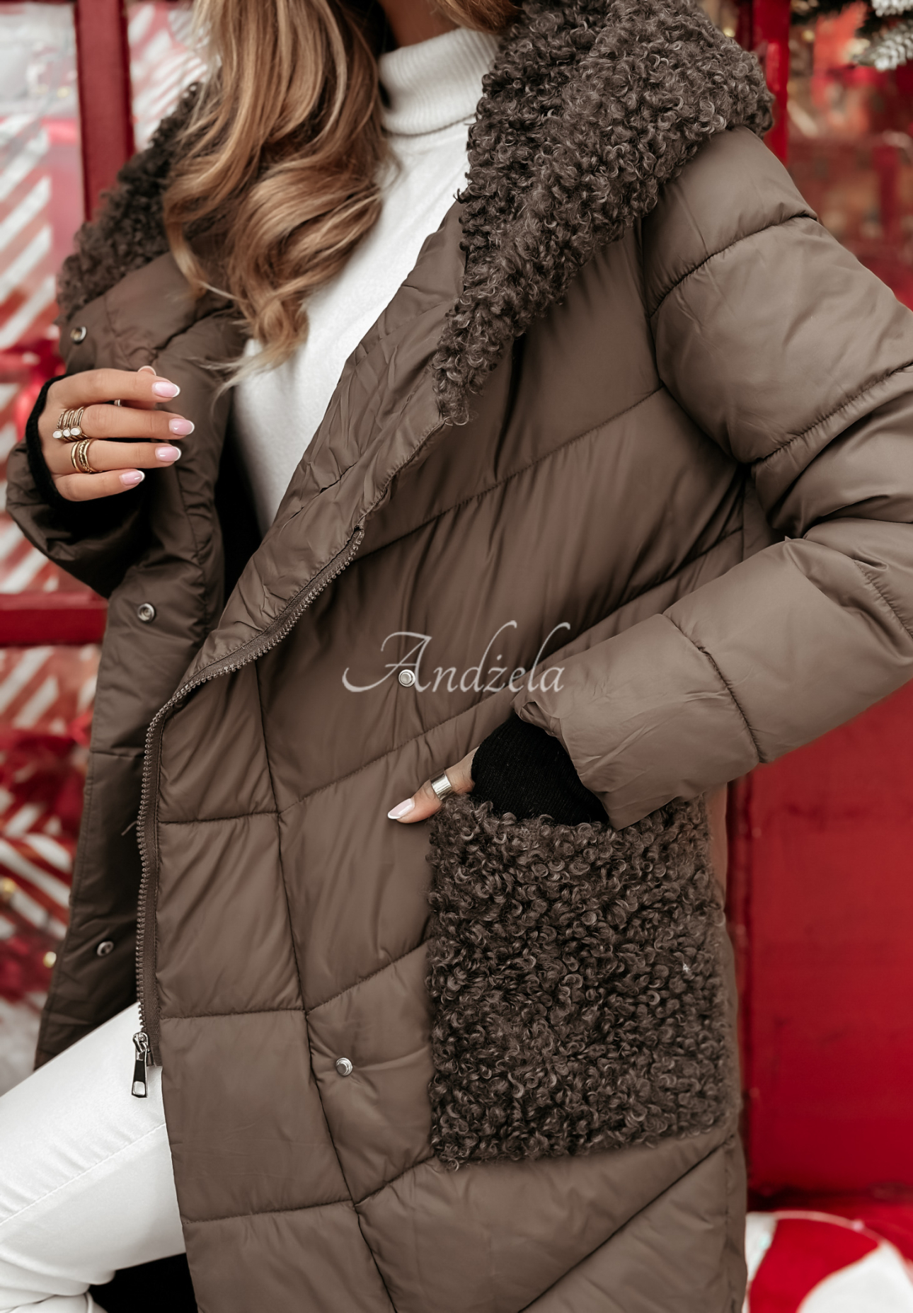 Lange Steppjacke mit Schaffellmantel Long Cold Winter Schokoladenbraun