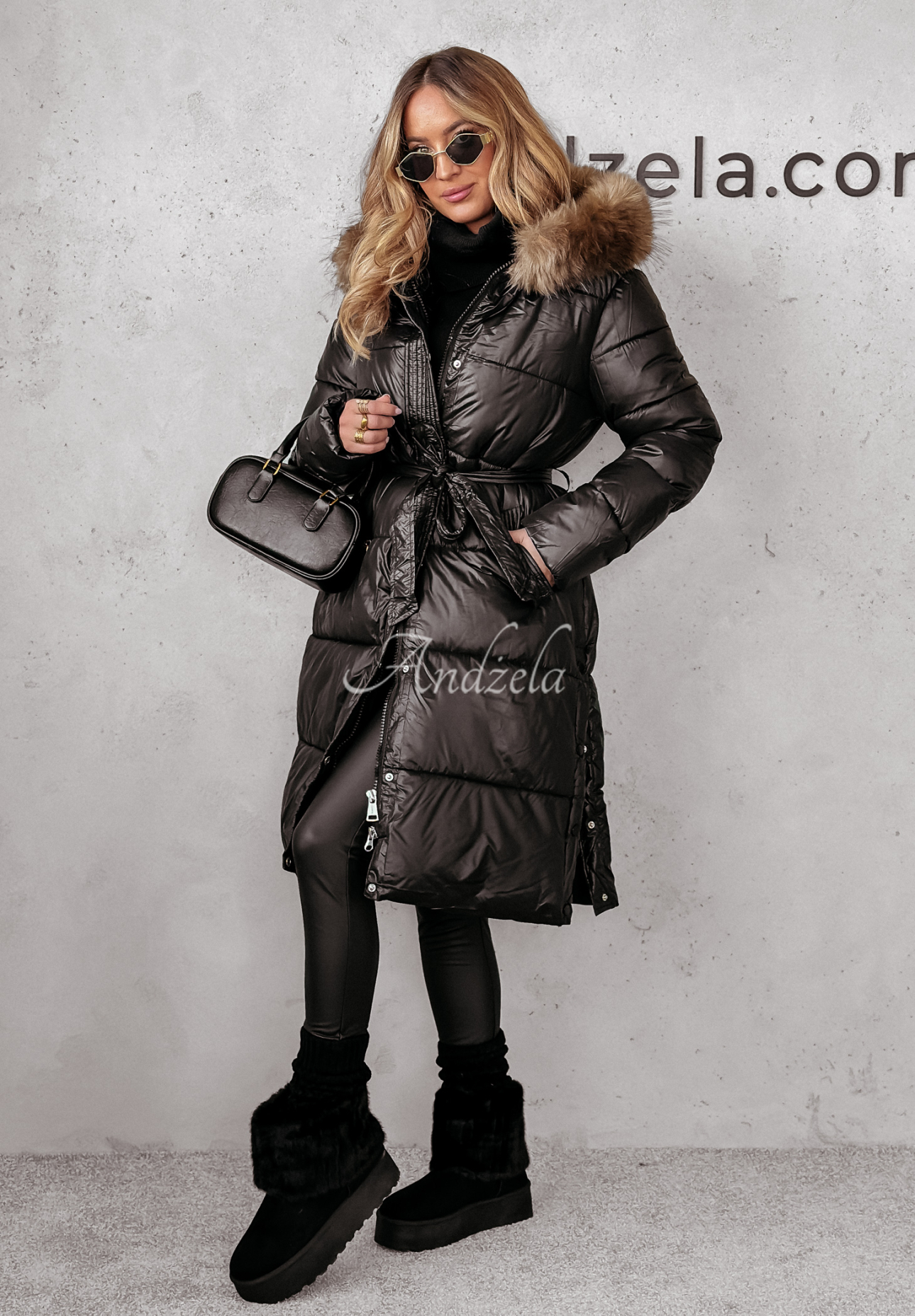 Lange Steppjacke mit Fell Glacial Shine Schwarz