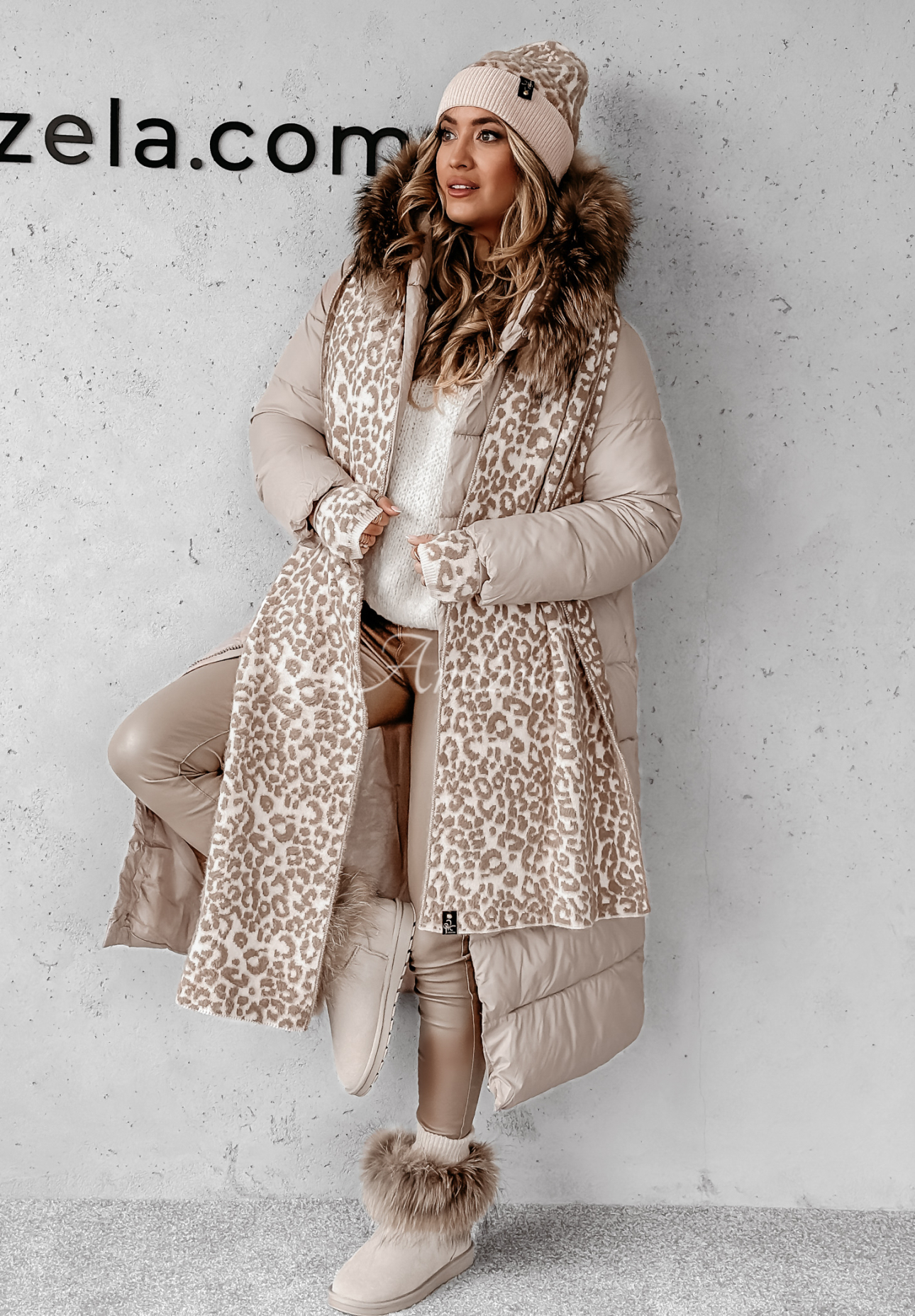 Set: Mütze, Schal, Handschuhe 3in1 mit Leopardenmuster Wild Winter hellbeige