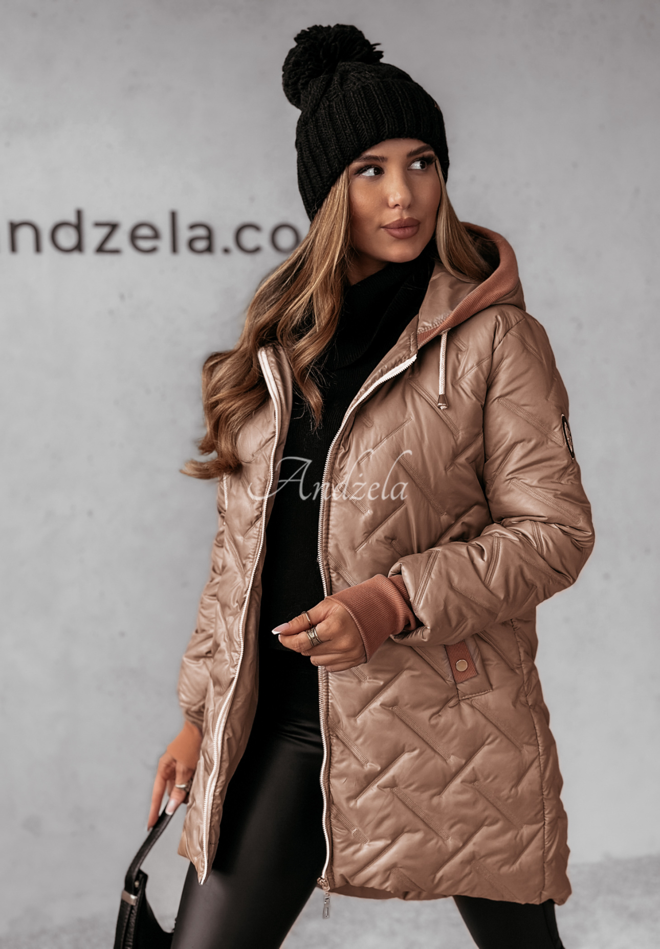 Steppjacke mit Kapuze It Is Becoming Camel