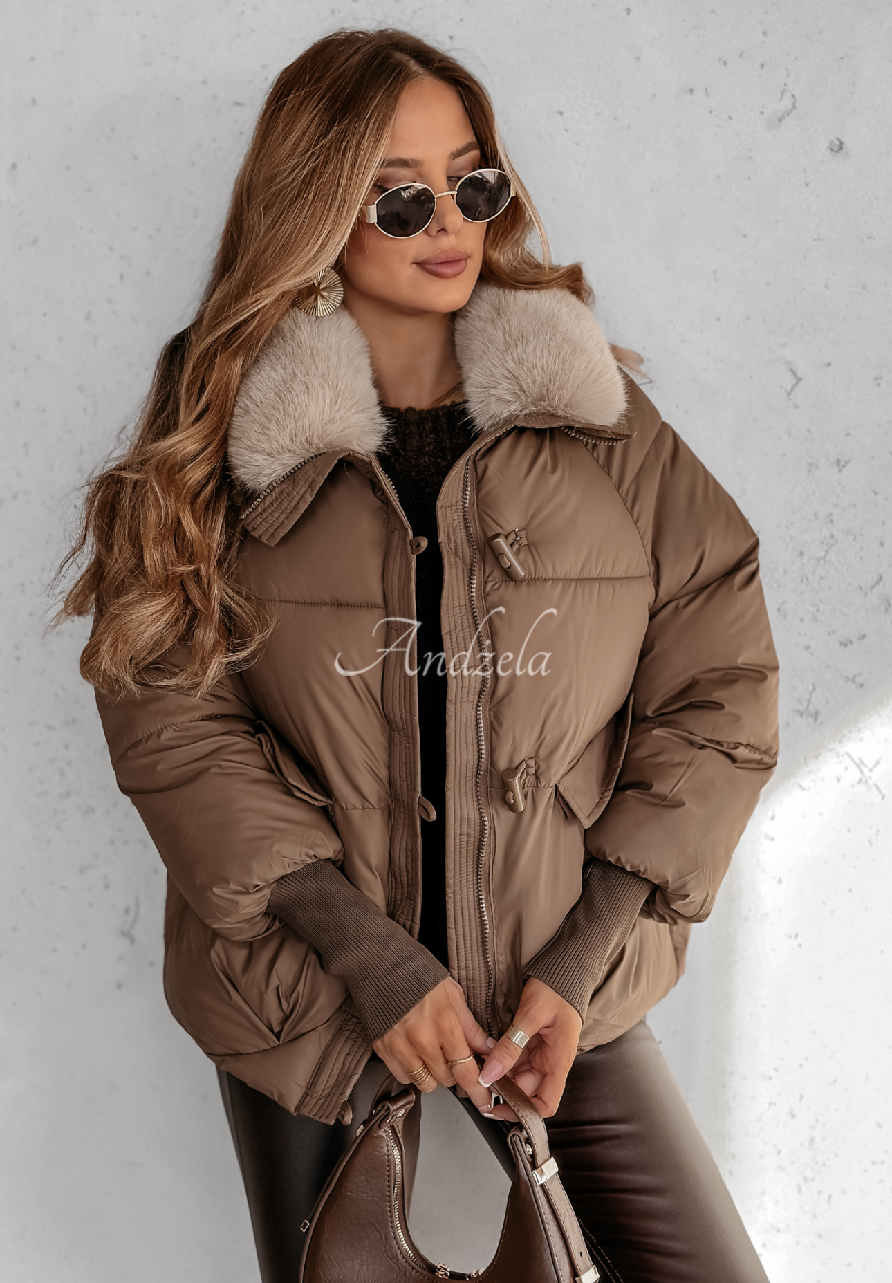 Kurze Jacke mit Fell Hello December Schokoladenbraun