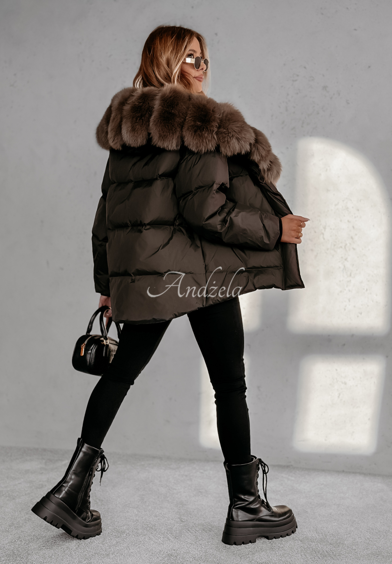 Kurze Jacke mit Fell Winterful Life Schokoladenbraun